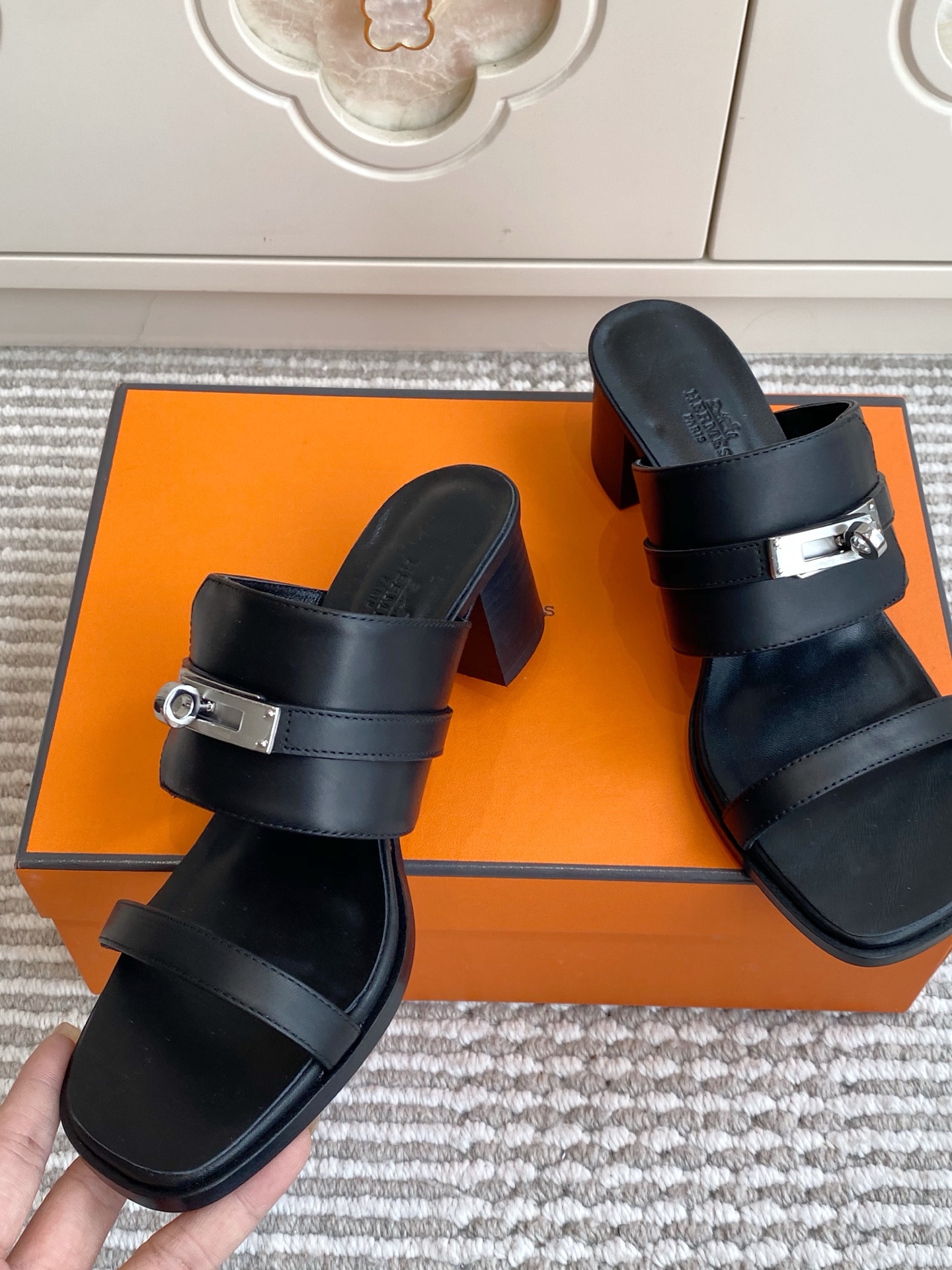 에르메스 신발 129102 Hermes Shoes 썸네일 이미지