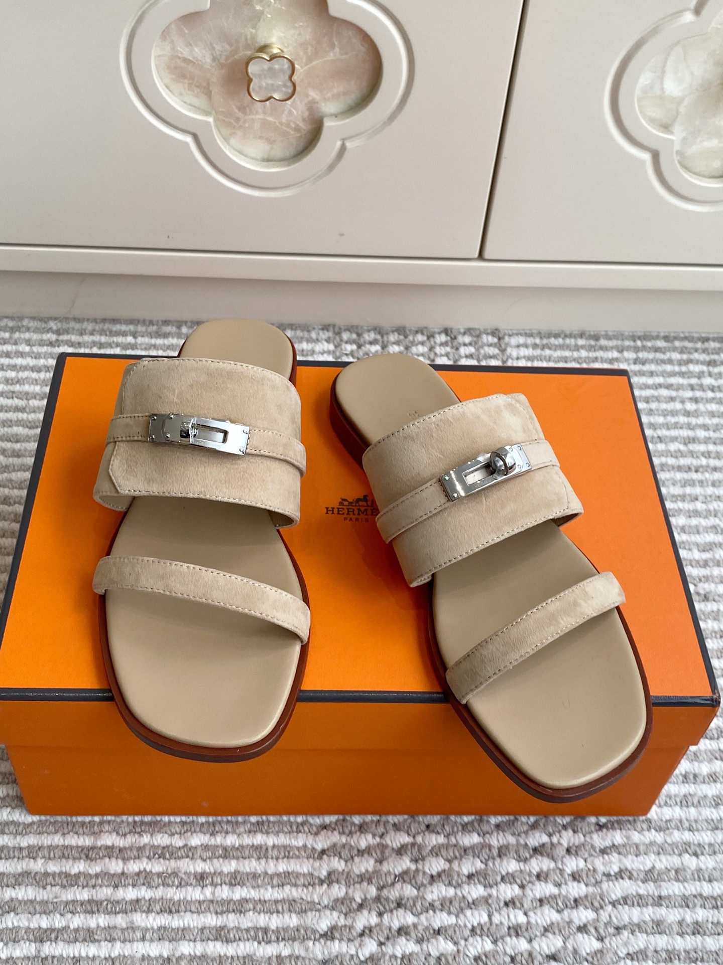 에르메스 신발 129101 Hermes Shoes 썸네일 이미지