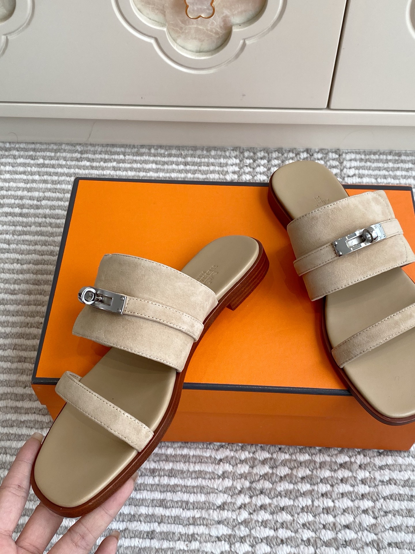 에르메스 신발 129101 Hermes Shoes 썸네일 이미지