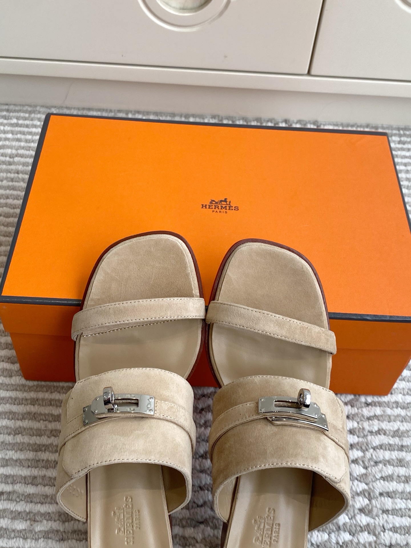 에르메스 신발 129100 Hermes Shoes 썸네일 이미지