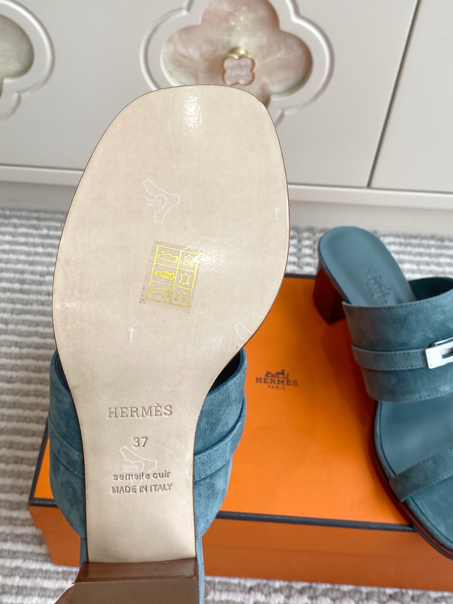 에르메스 신발 129098 Hermes Shoes 썸네일 이미지