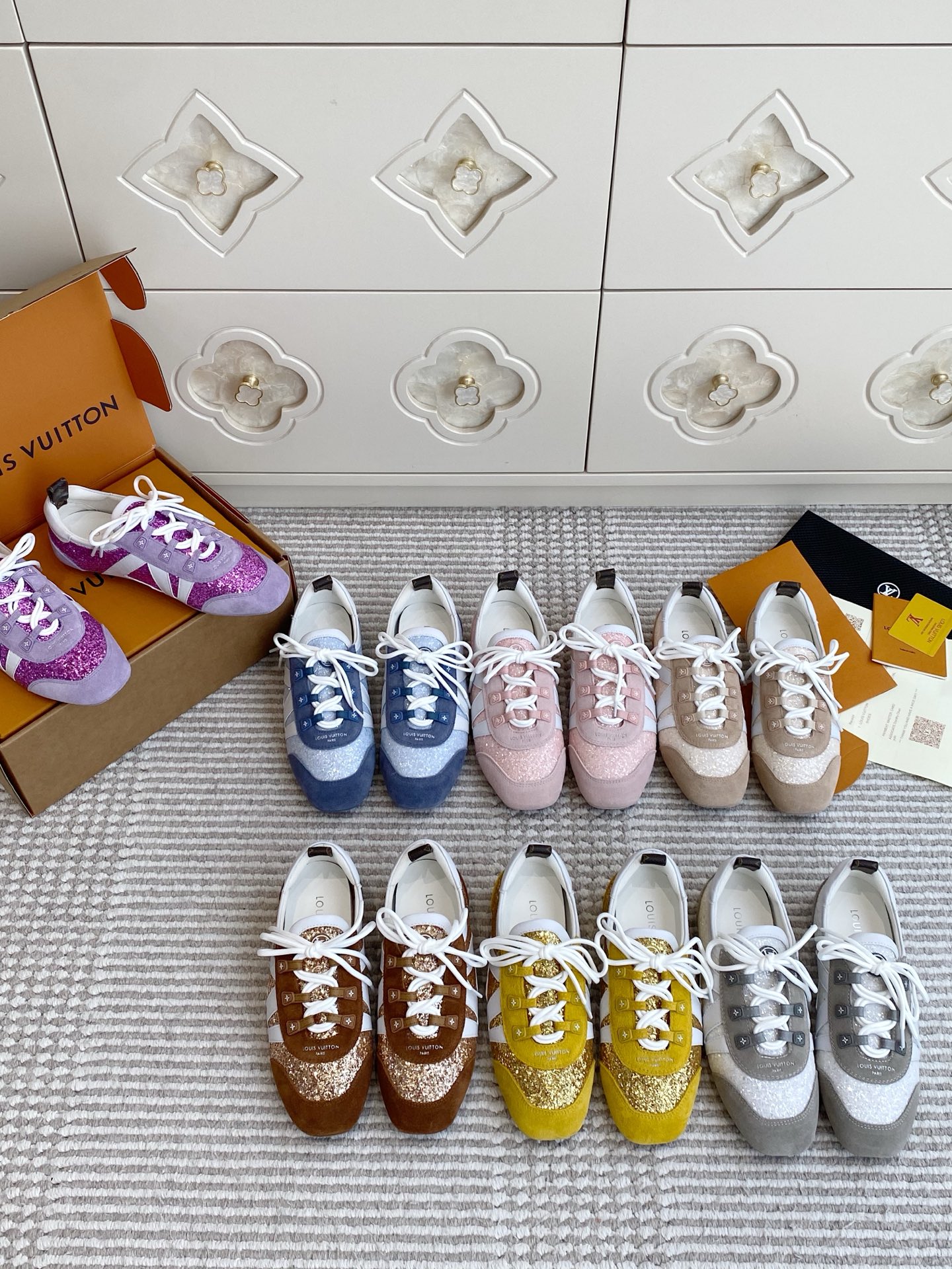 NO:923250,LV·Moral Shoes·Sequin Series, casual shoes/sports shoes, louis vuitton, sneakers19860909LV·德训鞋·亮片系列,休闲鞋/运动鞋,louis vuitton,sneakers,Women's Shoes