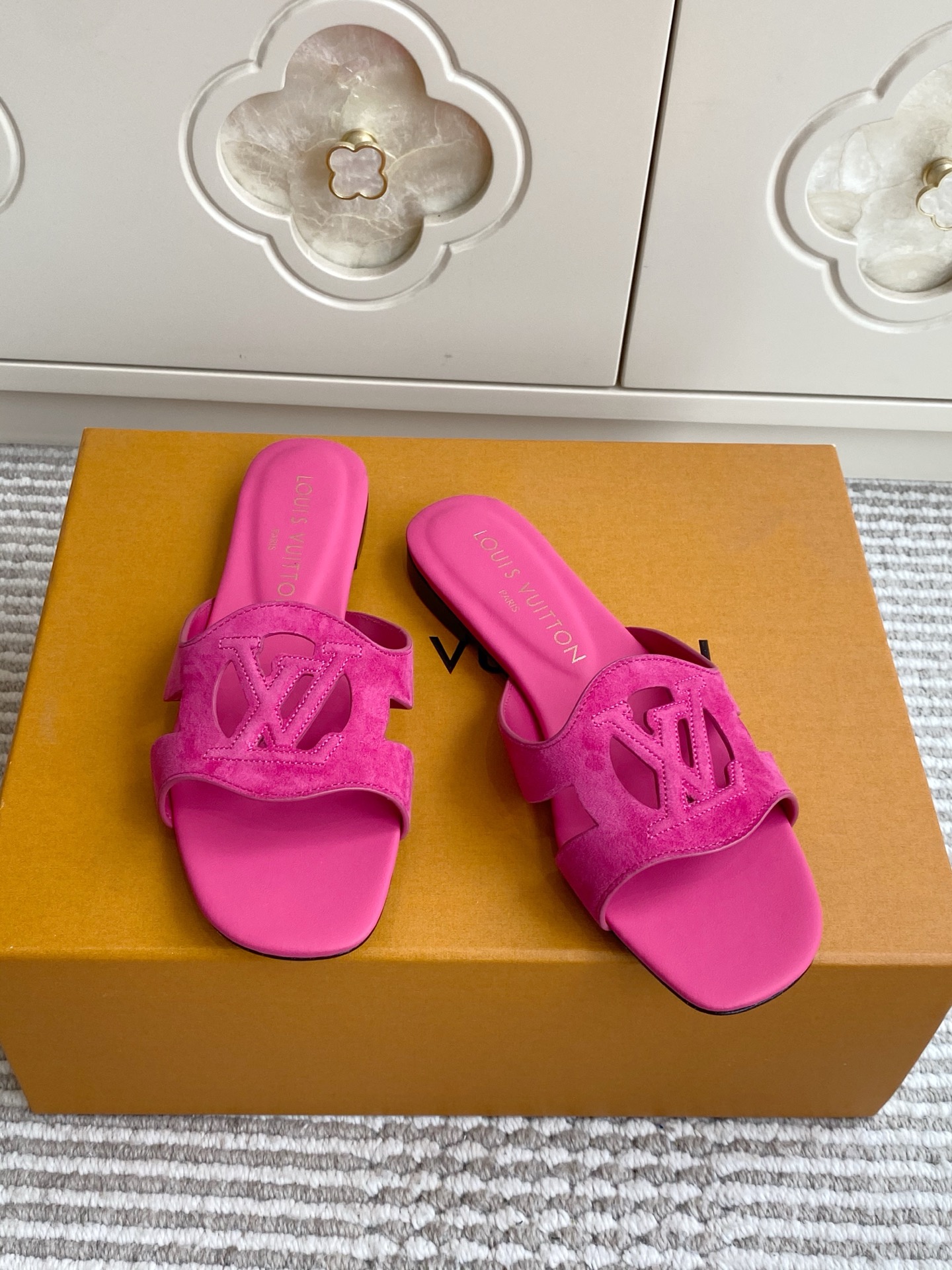 Louis Vuitton Slides