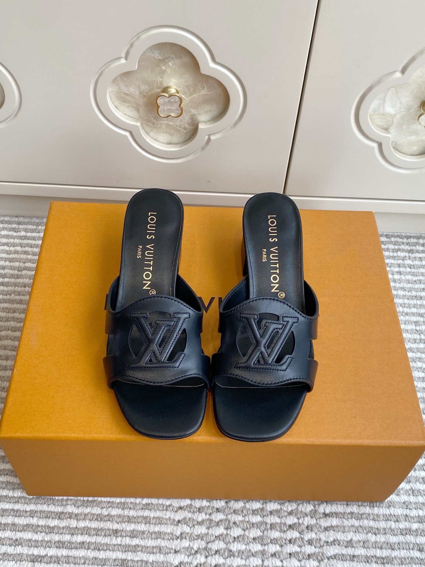 Louis Vuitton Slides