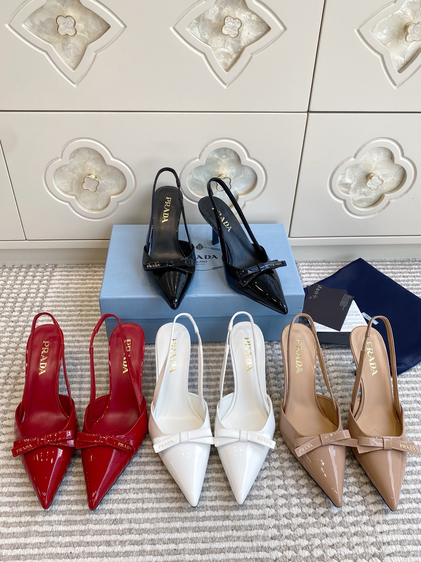 NO:923168,rada · bow back empty sandals, sandals, prada, sandals19860909rada·蝴蝶结后空凉鞋,凉鞋,prada,sandals,Women's Shoes