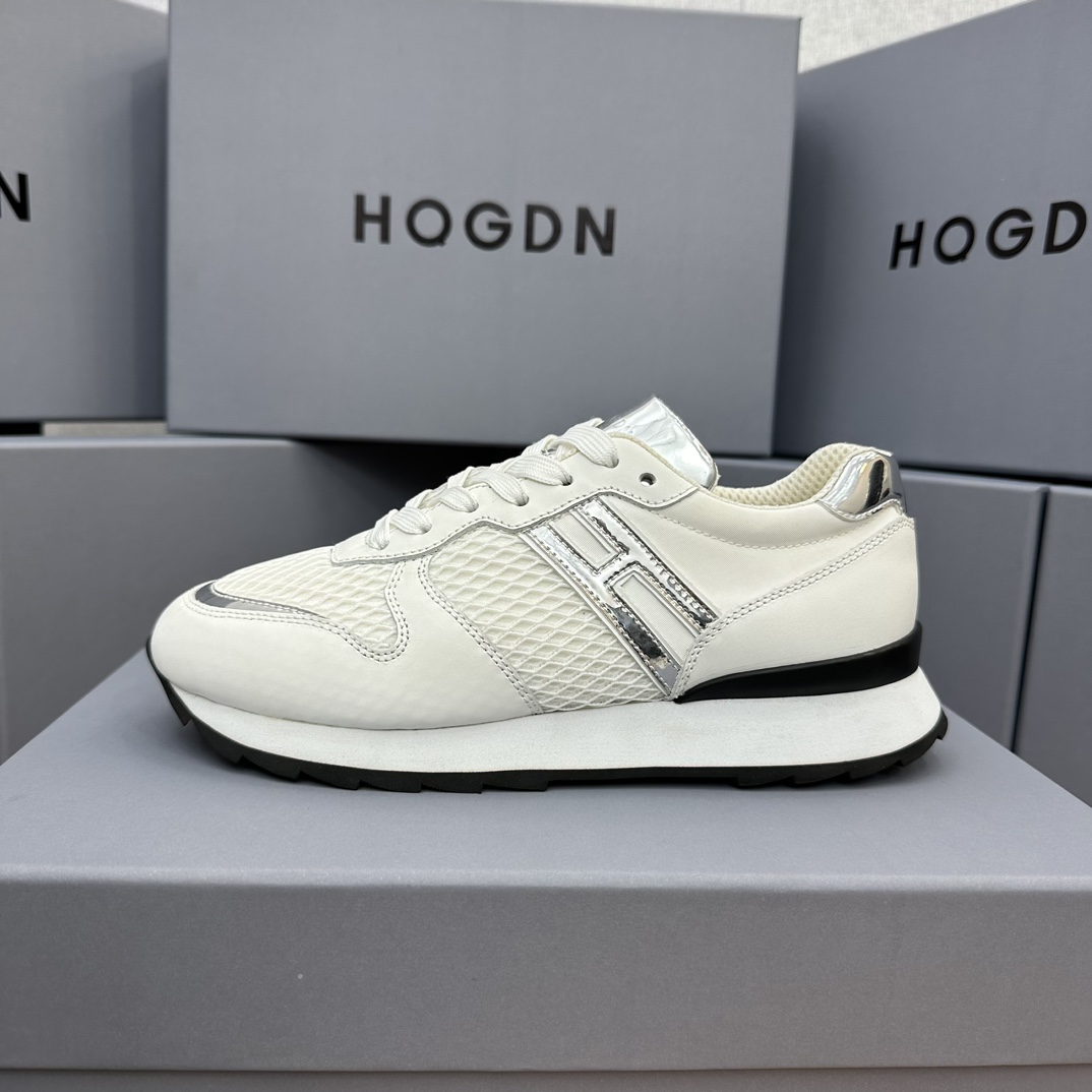 NO:237172,HQGDNH261 Sports Series [Exclusive] The fabric is made of imported matte cowhide, metal leather, double-layer 3D diamond grid, encrypted nylon cloth, Q-sleeve space net, ultra-light and soft mold opening 1.1 comfortable foaming water table, rubber wear-resistant sole, multiple pure hand-made combinations. Height: 3CM water table Size: 35-39 positive size, casual shoes/sports shoes, sneakers, cowhide19860909HQGDNH261 运动系列 【独家】  面料采用进口哑光牛皮,金属皮,双层 3D 菱格网,加密尼龙布,内里采用 Q 弹太空网,超轻超软开模 1.1 舒适发泡水台,橡胶耐磨鞋底片,多重纯手工组合.  高度 : 3CM 水台  码数 : 35-39 正码,休闲鞋/运动鞋,sneakers,cowhide,Women's Shoes