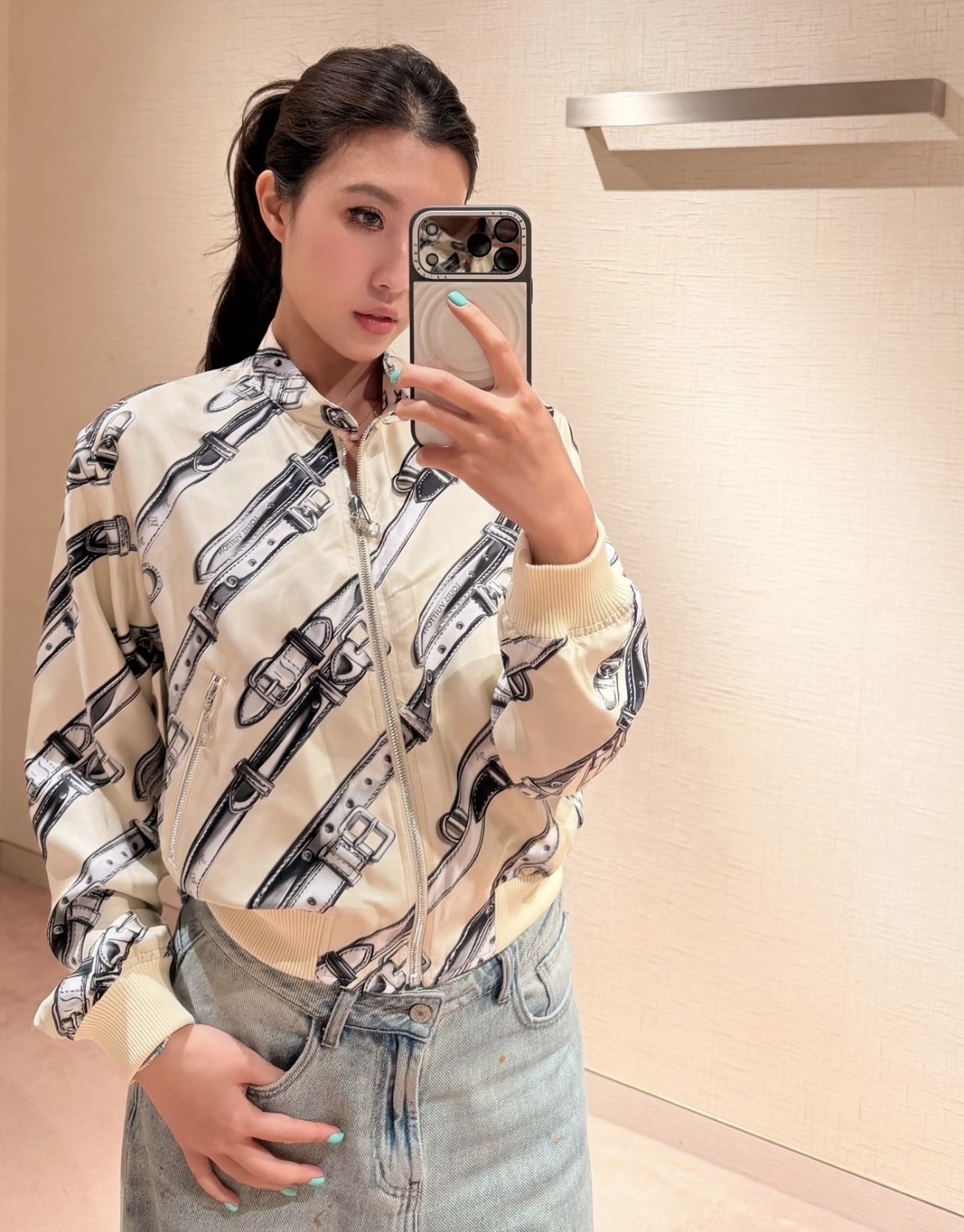 루이비통 여성 자켓 132104 Louis Vuitton Jacket 썸네일 이미지