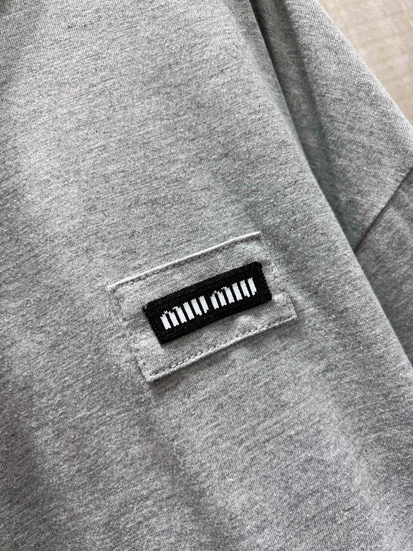 미우미우 여성 가디건 135368 Miu Miu Cardigan 썸네일 이미지