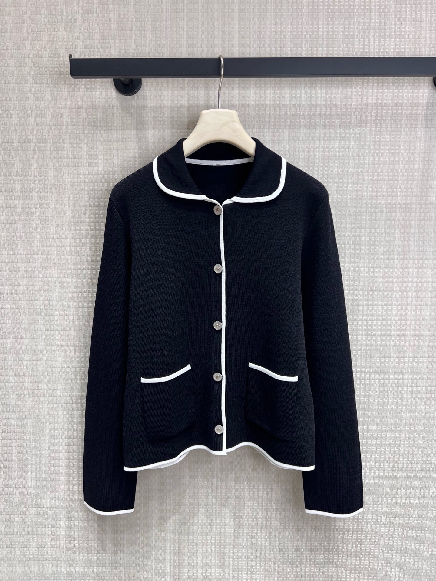 디올 여성 가디건 135343 Dior Cardigan 썸네일 이미지