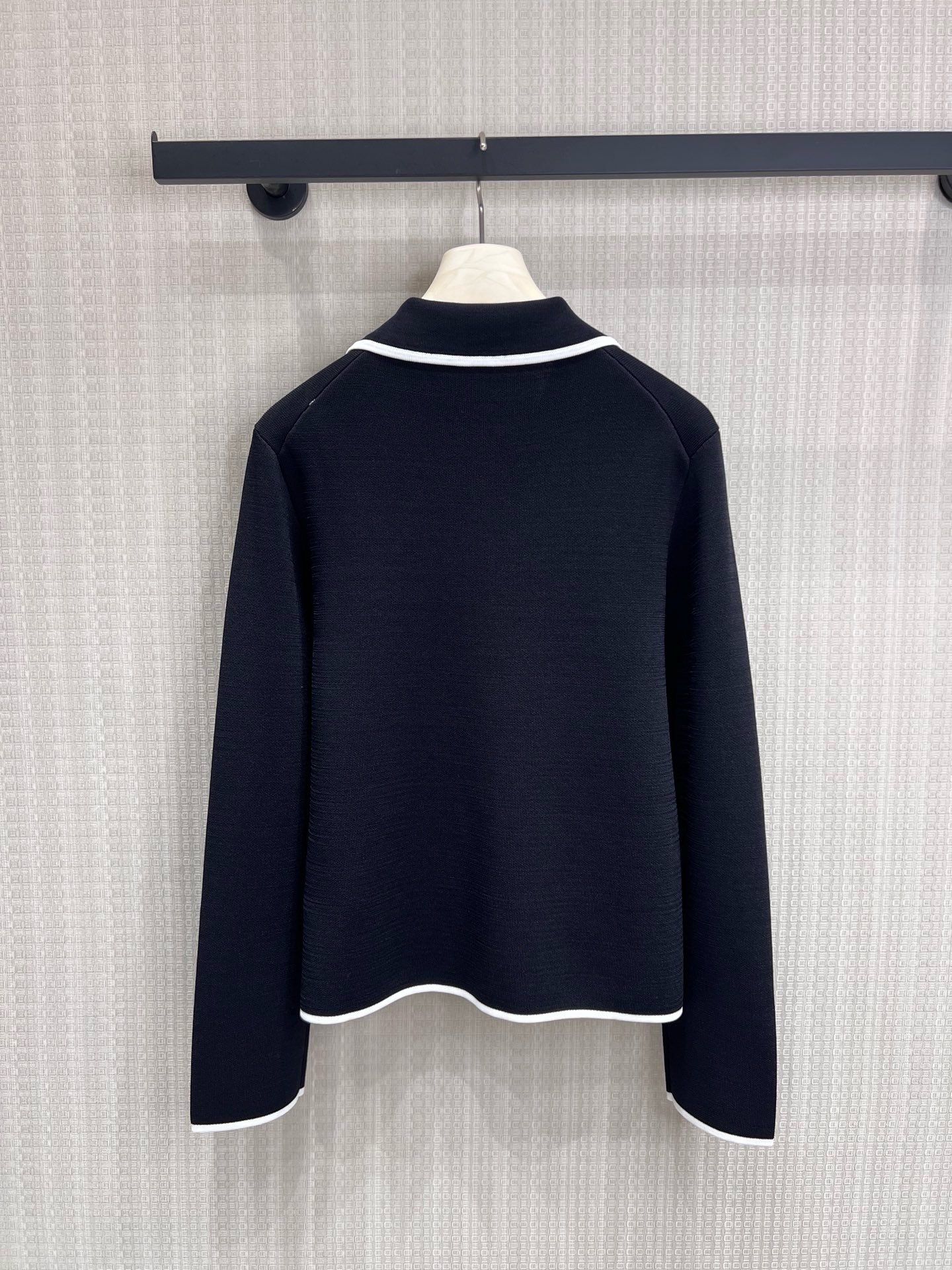 디올 여성 가디건 135343 Dior Cardigan 썸네일 이미지