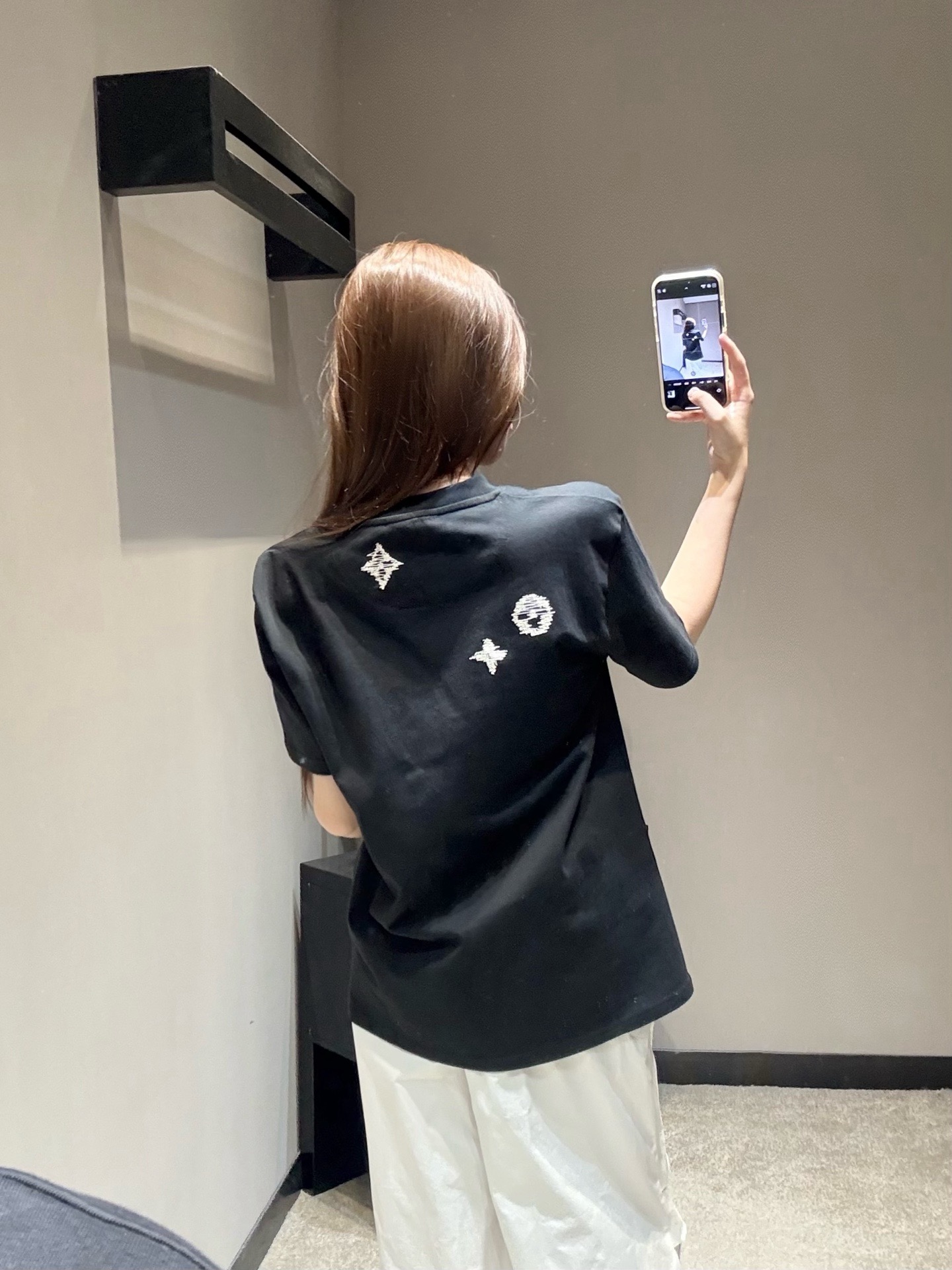 루이비통 여성 반팔 143128 Louis Vuitton T Shirt 상세 이미지 3