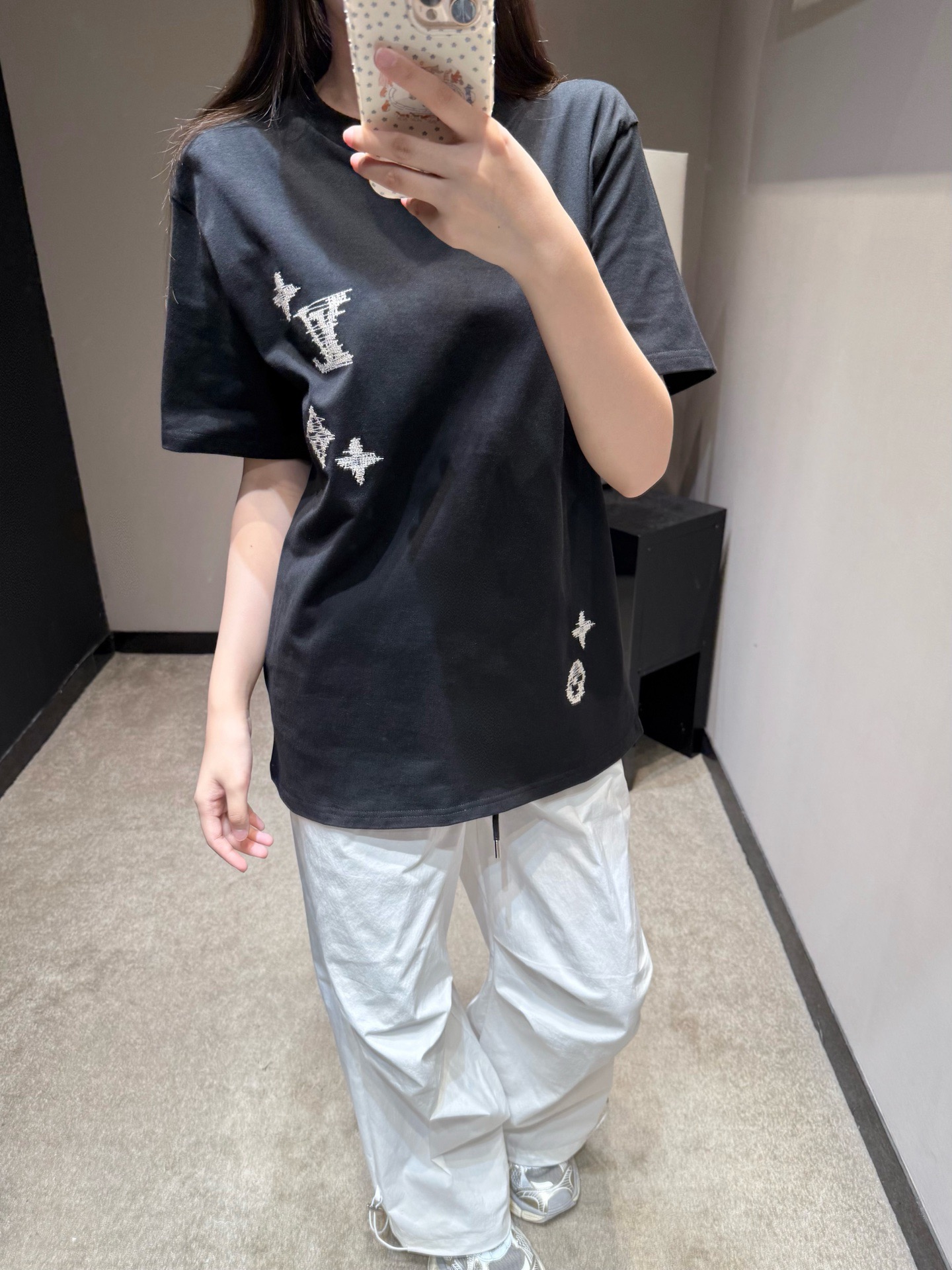 루이비통 여성 반팔 143128 Louis Vuitton T Shirt 상세 이미지 2