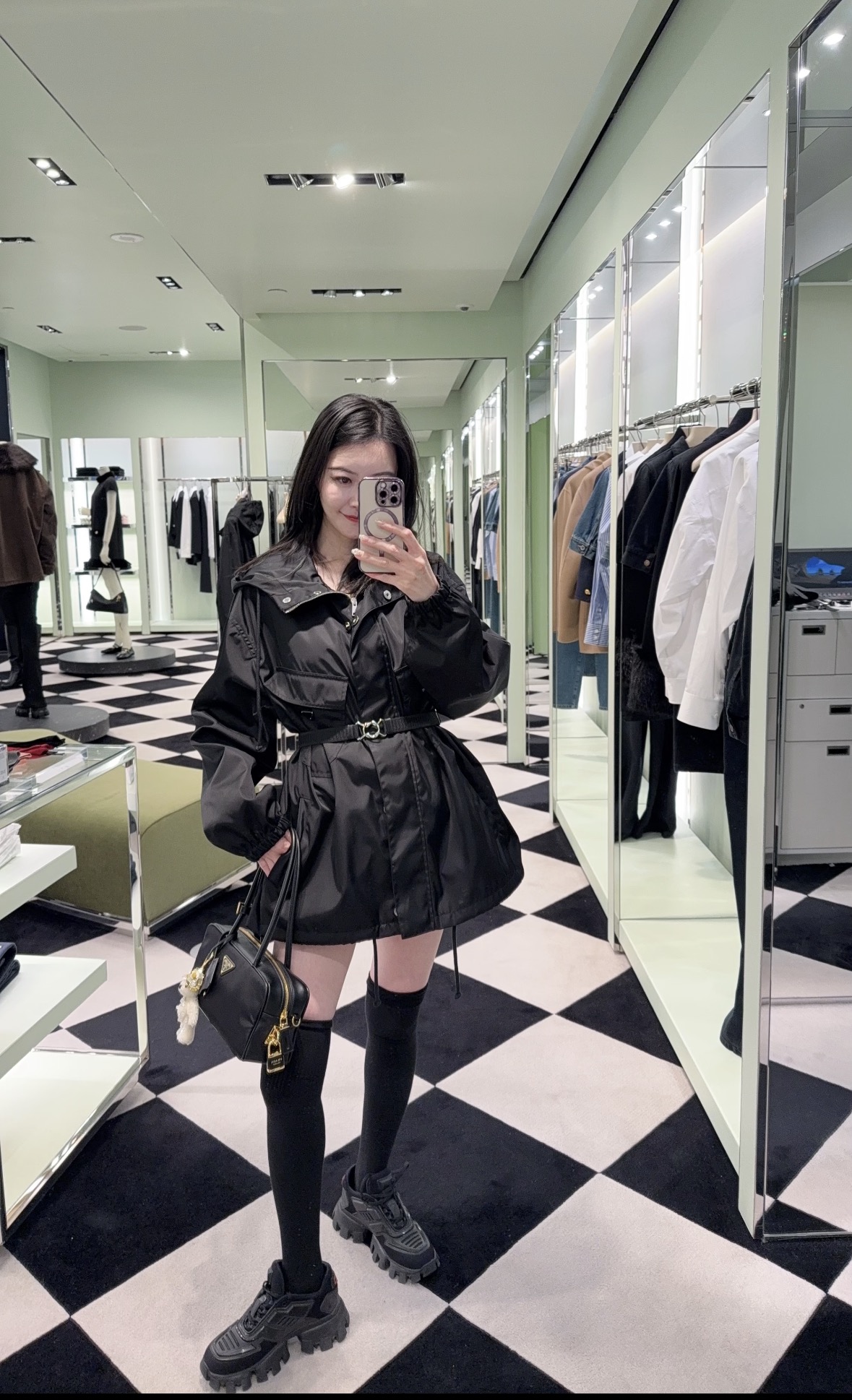 프라다 후드 허리 조절 여성 자켓 상세 이미지 6