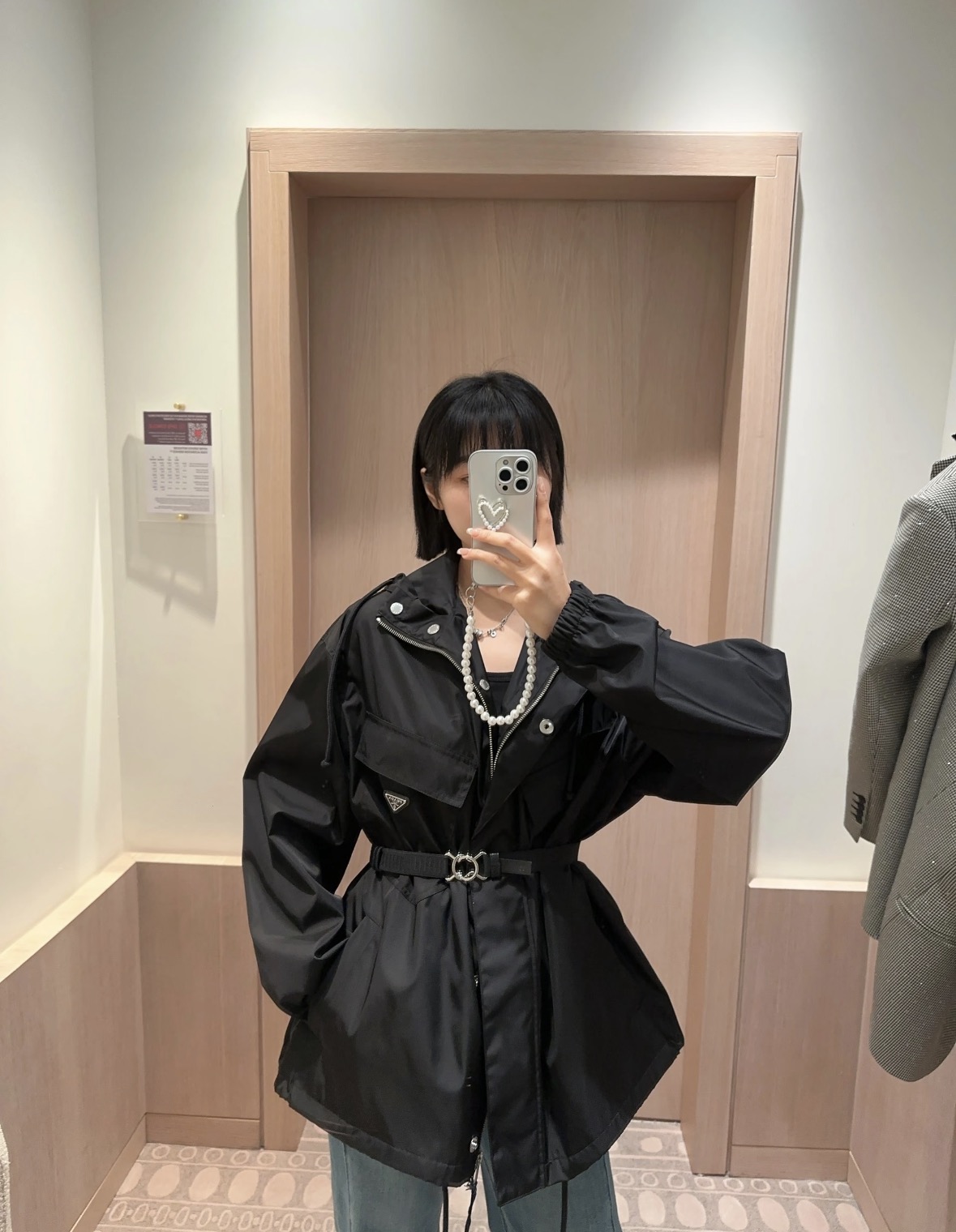 프라다 후드 허리 조절 여성 자켓 상세 이미지 2