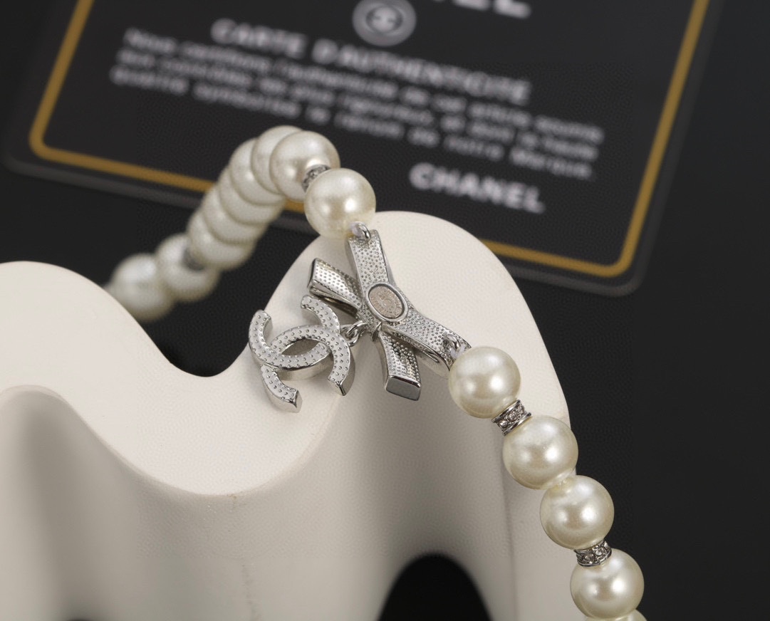 Chanel Haute Couture Haute Joaillerie Fine Jewelry Earrings Necklace 3