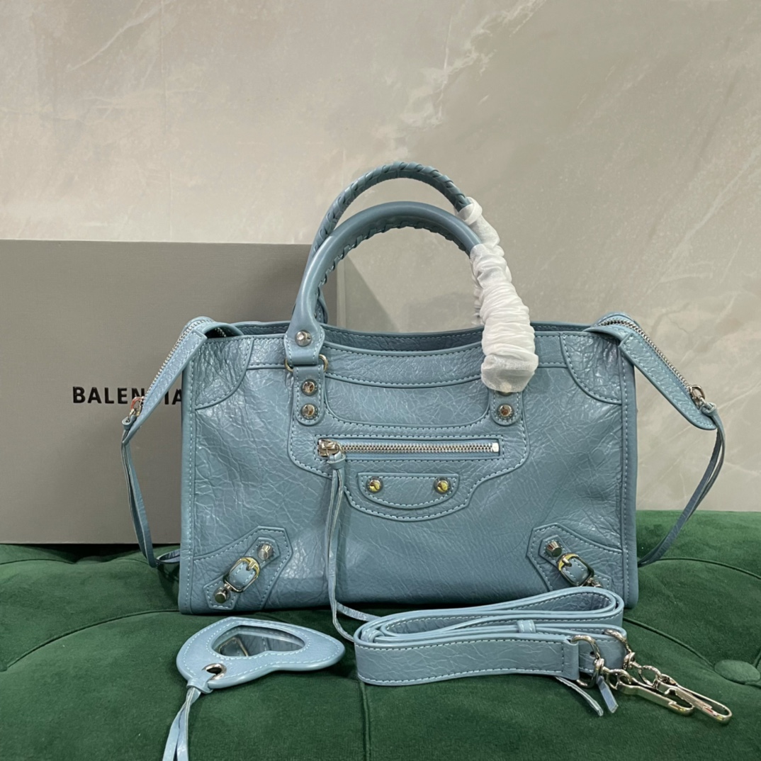 Balenciaga Taschen Handtaschen Umhängetaschen  & Schultertaschen Blau Schaffell Fashion Motorrad