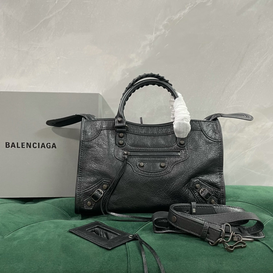 Balenciaga Taschen Handtaschen Umhängetaschen  & Schultertaschen Schwarz Schaffell Fashion Motorrad