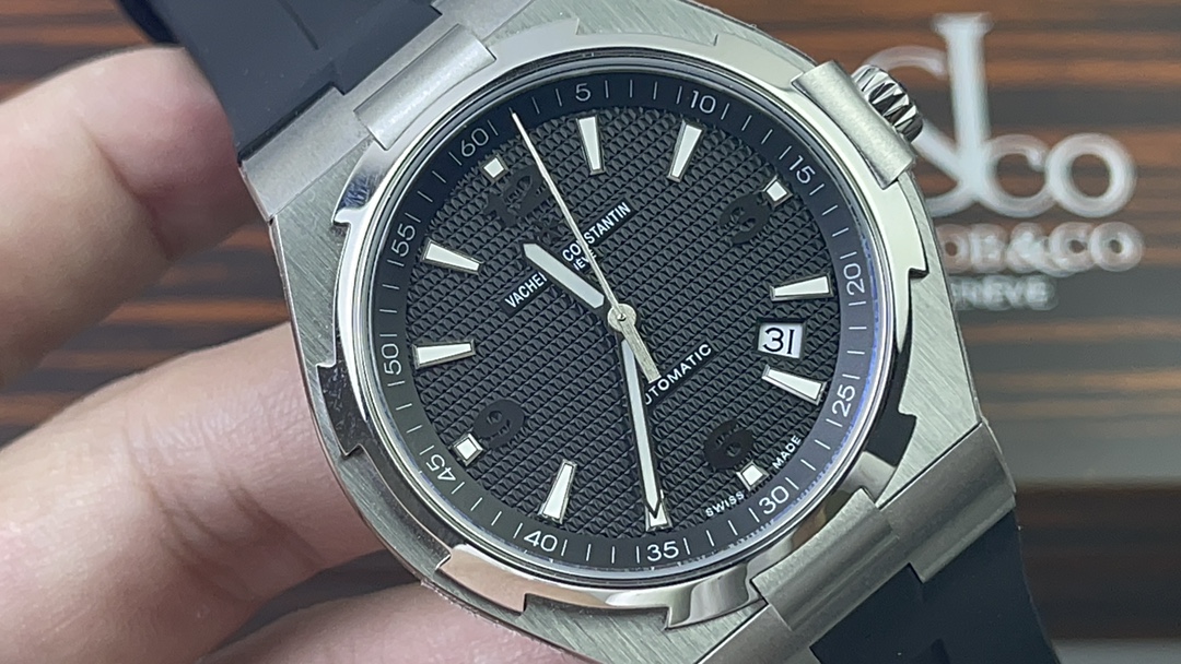 江诗丹顿 Vacheron Constantin 高级成衣风衣外套及大衣服饰 #D1B446B8 2