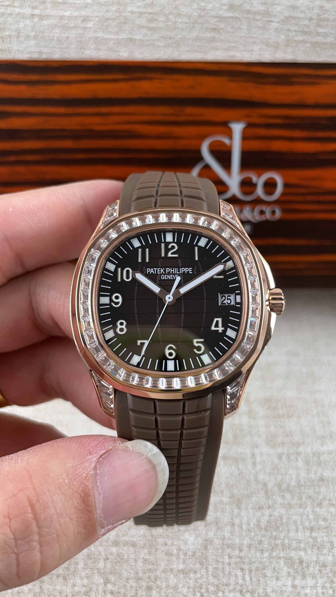 NO:157520,GR!  Patek Philippe full diamond grenade!  ,,patek philippe19860909GR！百达翡丽满钻手雷！,,patek philippe,Watch