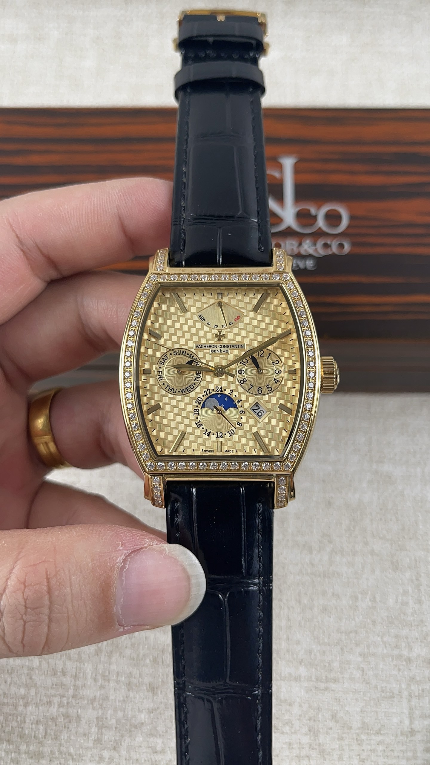 NO:157751,Johnstanton wine barrel complex function series!  ,19860909江斯丹顿酒桶复杂功能系列！,,Watch