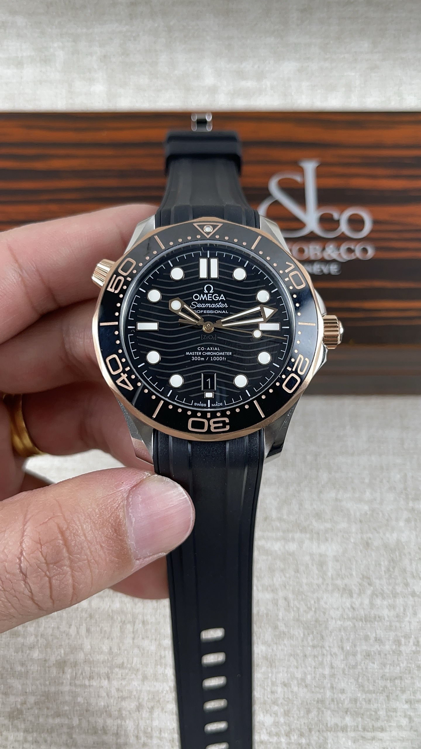 NO:157781,VS!  Golden Seahorse Series in Europe and America!  Match with the movement!  ,19860909VS！欧美茄间金海马系列！搭配机芯！,,Watch