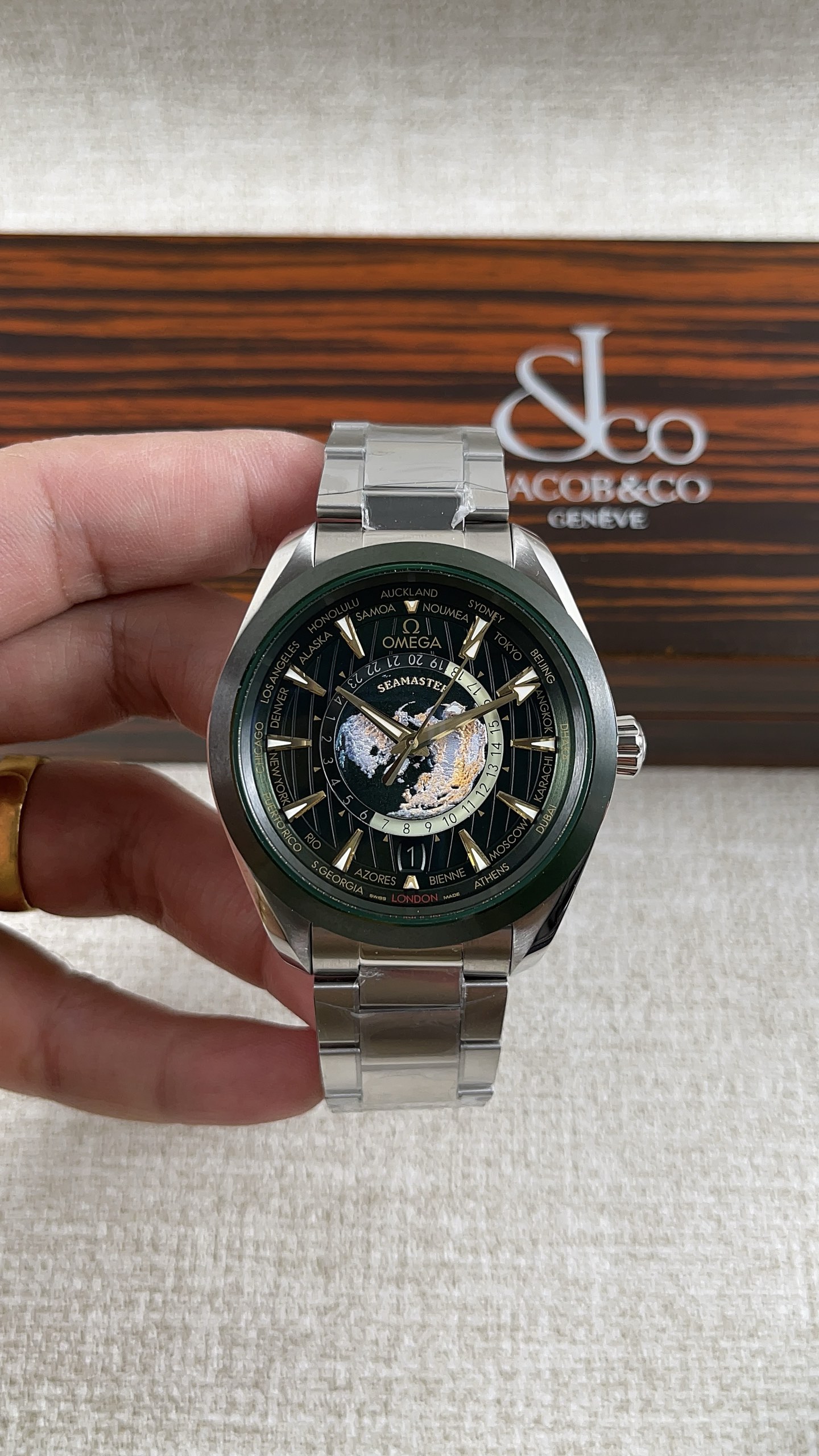 NO:158294,VS!  Omega Seahorse World Time Series!  Match with the movement!  ,19860909VS！欧米伽海马世界时系列！搭配机芯！,,Watch