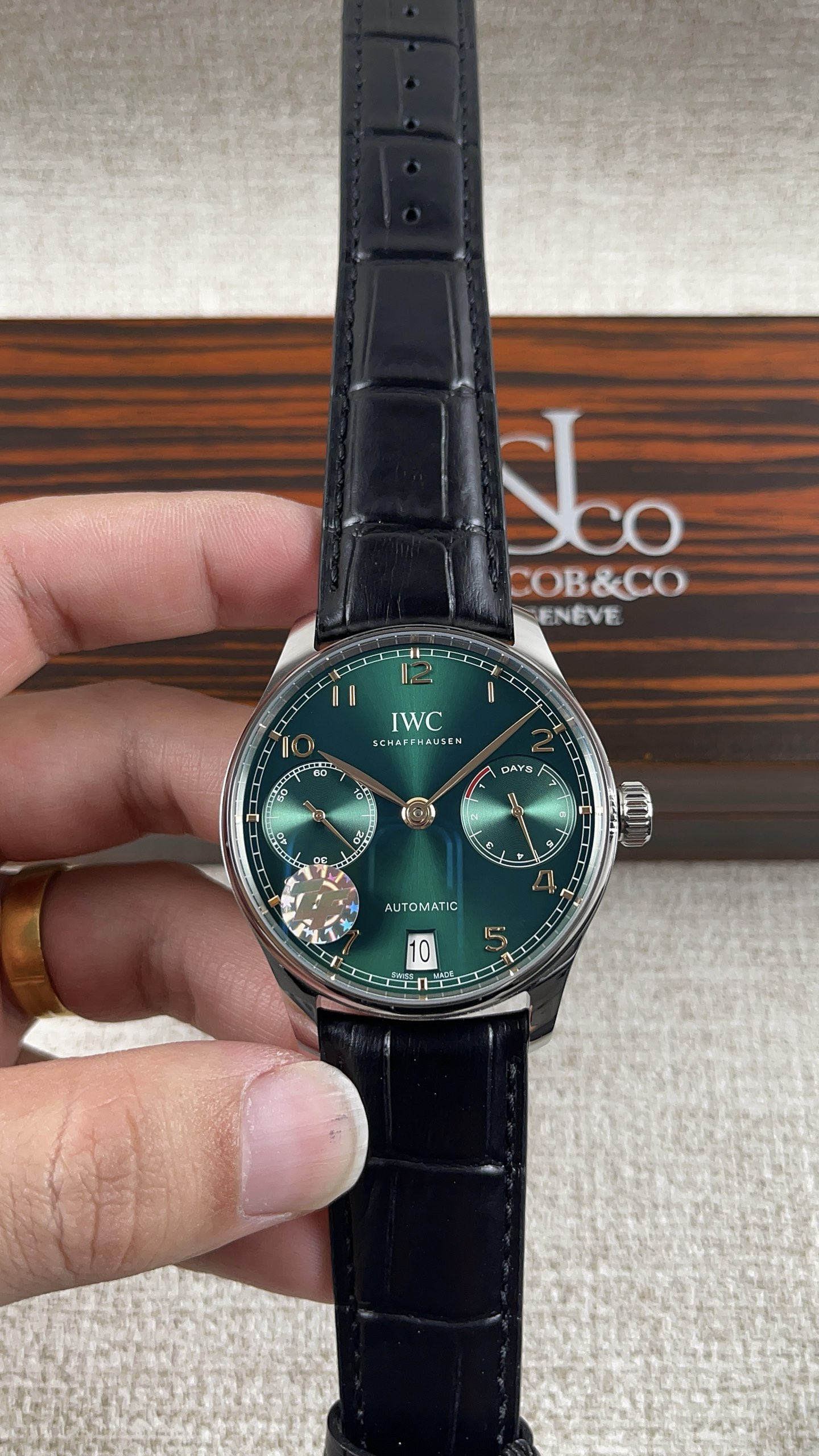 NO:158291,ZF!  The 7th series of the Nation Green Portuguese!  Paired with Cal52010 movement!  ,,iwc19860909ＺＦ！万国绿葡七系列！搭配Cal52010机芯！,,iwc,Watch