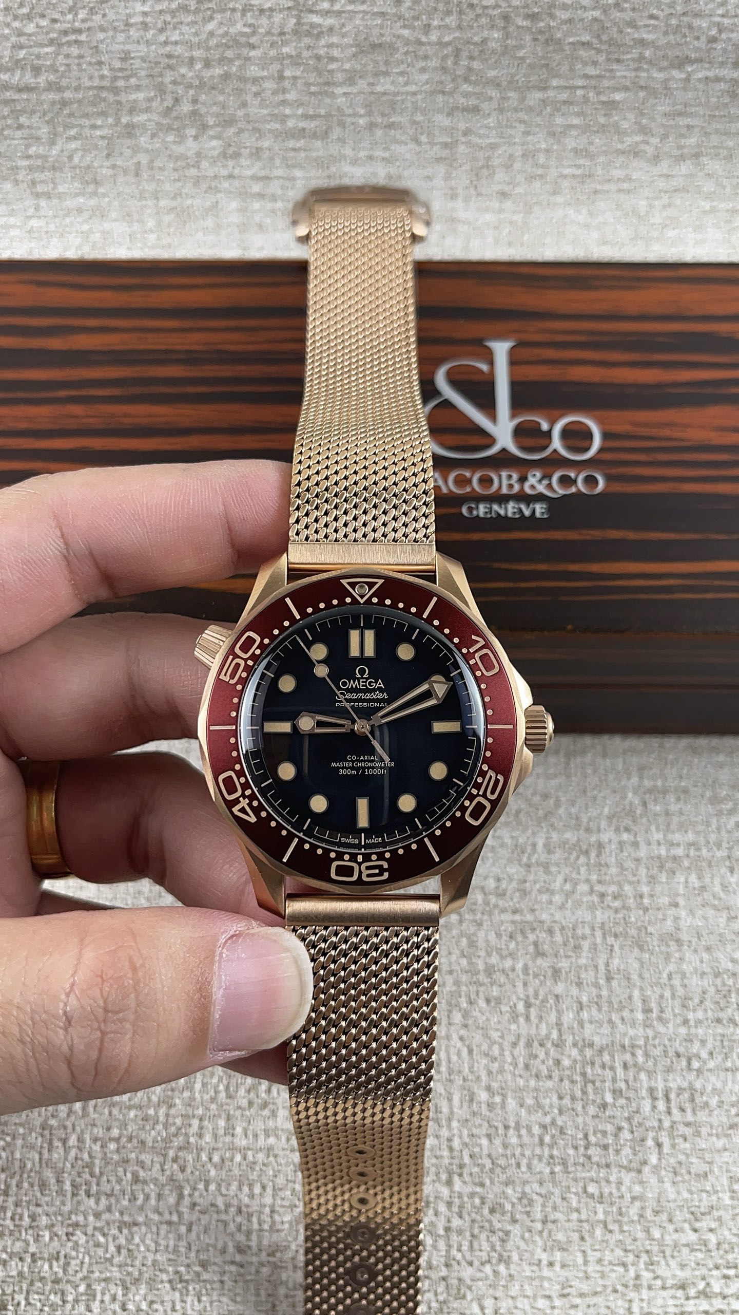 NO:158315,VS!  New products have no time to die for new colors!  Match with the 8806 movement!  ,19860909VS！新品无暇赴死新配色！搭配8806机芯！,,Watch
