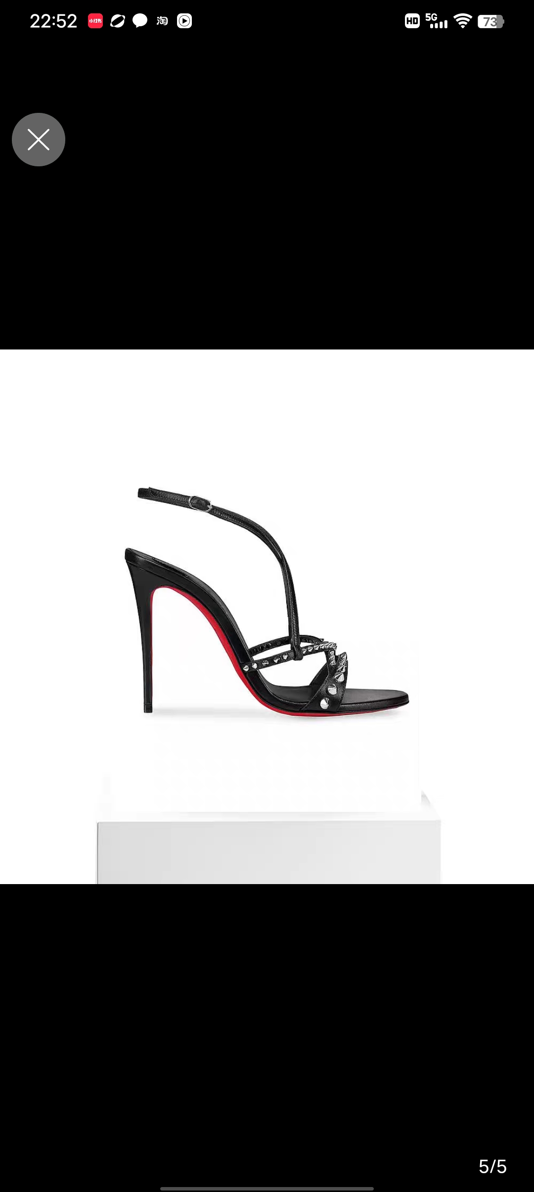 NO:100108,High-end customized spring and summer classic model H10Cm, size 34-42, leather large sole. 9050-067 black cowhide, silver large medium and small rivets, black copper feet, standard European size. Official website picture Reference: 9050-067 Color:black/bkack Material:cowhide Lining:red goat leather Heel height:10Cm Sole:leather sole Size:EUR 34-42 (US 4-11):,,christian louboutin,cowhide,Leather soles19860909高端订制春夏精典款 H10Cm,尺码34-42码,真皮大底.9050-067黑牛皮,银色大中小铆钉,黑的铜脚,标准欧码. 官网图 Reference:9050-067 Color:black/bkack Material:cowhide Lining:red goat leather Heel heigh:10Cm Sole:leather sole Size:EUR 34－42（US 4一11) :,,christian louboutin,cowhide,Leather soles,Women's Shoes