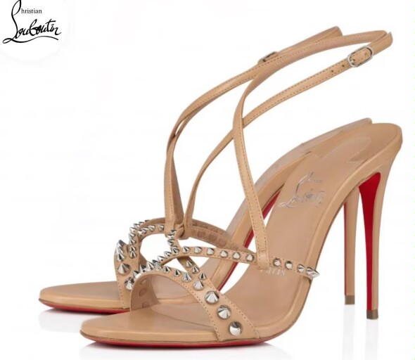 NO:100394,High-end customized spring and summer classic model H10Cm, size 34-42, leather large sole.9050-067. Naked cowhide, naked sheepskin, silver large, medium and small rivets, naked copper feet, standard European code Official website picture Reference:9050-067 Color:nude/nude Material:cowhide Lining:red goat leather Heel height:10Cm Sole:leather sole Size:EUR 34-42 (US 4-11):,,christian louboutin,cowhide,sheepskin,Leather soles19860909高端订制春夏精典款 H10Cm,尺码34-42码,真皮大底.9050-067.裸牛皮,裸羊皮里,银色大中小铆钉,裸包的铜脚,标准欧码 官网图 Reference:9050-067 Color:nude/nude Material:cowhide Lining:red goat leather Heel heigh:10Cm Sole:leather sole Size:EUR 34－42（US 4一11) :,,christian louboutin,cowhide,sheepskin,Leather soles,Women's Shoes