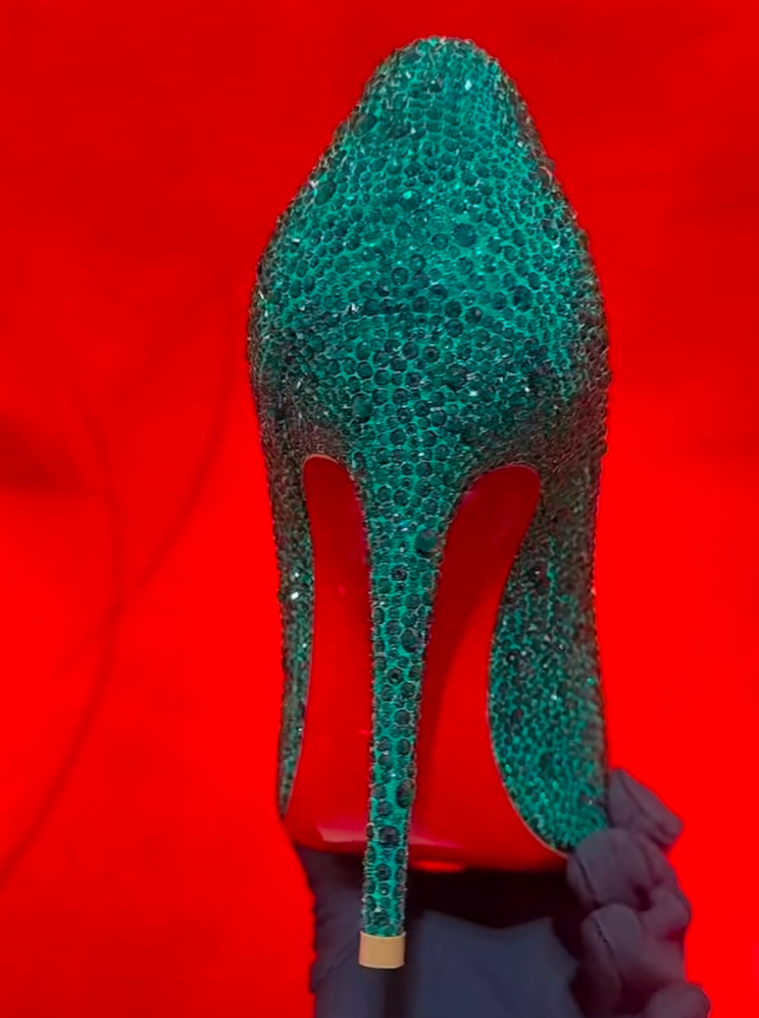 NO:100204,High-end custom-made ceremonial shoes diamond series!  H10Cm size. 34-42. 9033-green bottom green imitation diamond, big bottom trademark buckle. Official website picture steps Reference: 9033- Color:green Material:diamond Lining:goat leather Heel height:10Cm Sole:leather sole Size:EUR 34-42 (US 4-11):,19860909高端订制 精典礼鞋钻石款系列！ H10Cm尺码.34-42码.9033-绿底绿色仿奥钻,大底商标扣.官网图步 Reference:9033- Color:green Material:diamond Lining:goat leather Heel heigh:10Cm Sole:leather sole Size:EUR 34－42（US 4一11) :,,Women's Shoes