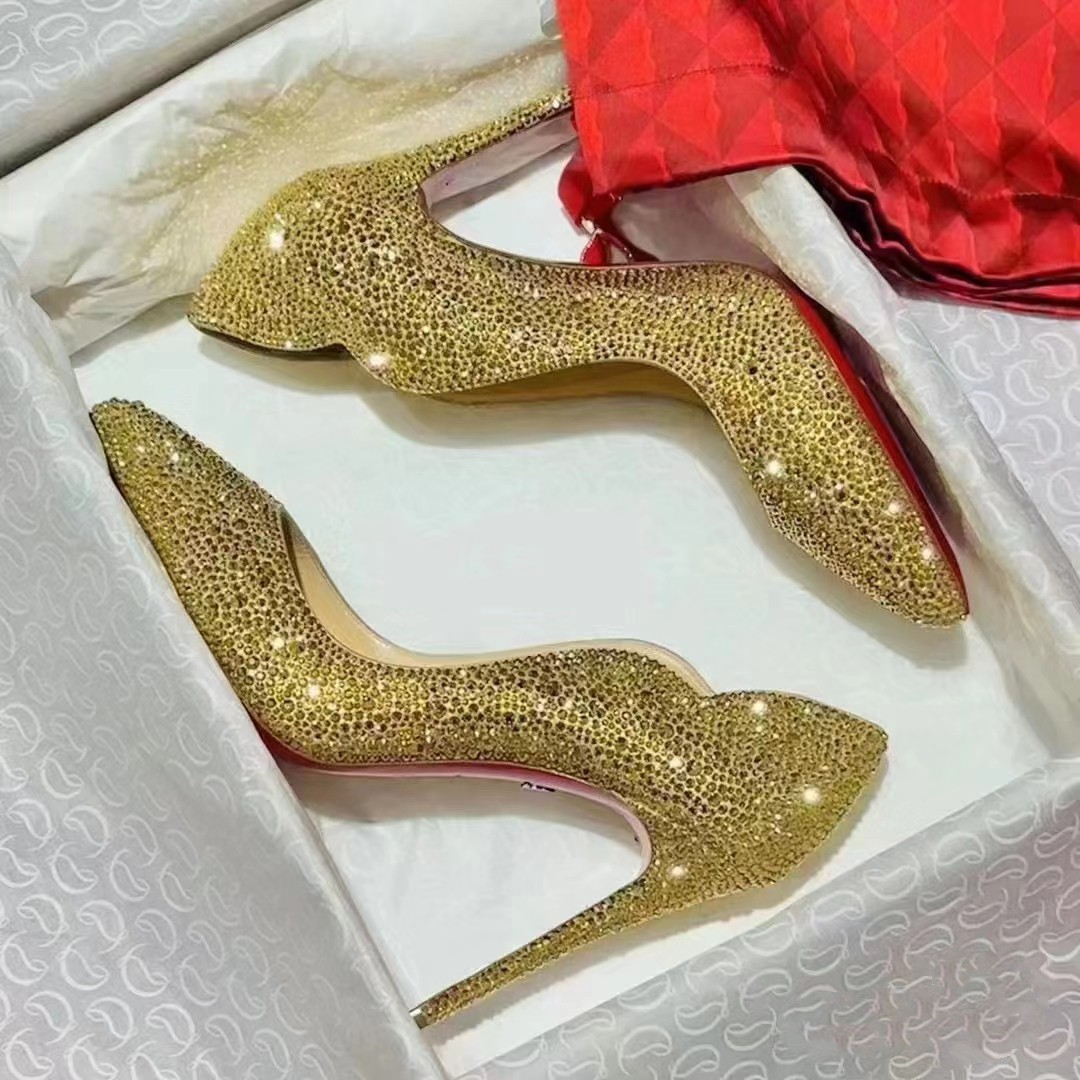 NO:100202,High-end customized ceremonial shoes fan style series!  H10Cm, size 34-42. 9033-057 Golden bottom crystal yellow imitation diamond with fan, apricot sheepskin. Large bottom trademark buckle, customized model, no return or exchange Standard European code Reference:9033-057 Color:gold Material:diamond Lining:fluorescent goat leather Heel height:10cm Sole:leather sole Size:EU 34-42 (US 4-11):,,christian louboutin,sheepskin19860909高端订制 精典礼鞋扇面款系列！ H10Cm,尺码34-42码. 9033－057扇面金色底水晶黄仿奥钻,杏色羊皮里.大底商标扣,订制款,不退不换 标准欧码 Reference:9033-057 Color:gold Material:diamond Lining:fluorescent goat leather Heel heigh:10cm Sole:leather sole Size:EU 34－42（US 4一11) :,,christian louboutin,sheepskin,Women's Shoes