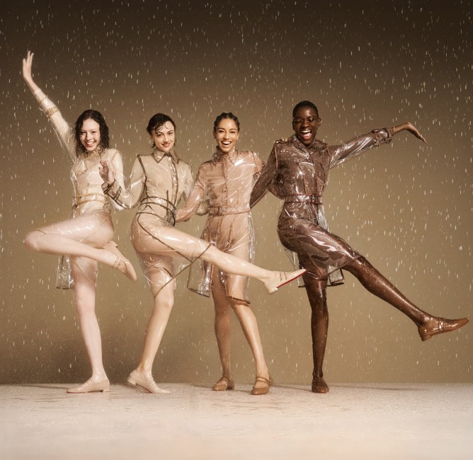 NO:337310,High-end custom spring and summer classic series!  H1.5Cm size 34-43. Genuine leather large sole -001 apricot color slim skin, apricot sheepskin. Official website synchronization. Official website picture Standard European code Reference:-001 Color:nude/nude Material:patent Lining:red goat leather Heel height:1.5Cm Sole:leather sole Size:EU 34-43 (US 4-11):,,christian louboutin,sheepskin,Leather soles19860909高端订制 春夏精典款系列！ H1.5Cm尺码34-43码.真皮大底 －001杏色柒皮,杏羊皮里.官网同步. 官网图 标准欧码 Reference:-001 Color:nude/nude Material:patent Lining:red goat leather Heel heigh:1.5Cm Sole:leather sole Size:EU 34－43（US 4一11) :,,christian louboutin,sheepskin,Leather soles,Women's Shoes