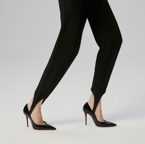 NO:100724,High-end customization 2025 spring and summer classic series! H10Cm, size 34-42. Genuine leather large sole, custom-made models are not refundable or exchanged. Q18-001. Black Sexy leather. Black Sheepskin. Ai Biao. Official website picture Standard European code Reference:Q18-001 Color:black/black Material:cowhide Lining:goat leather Heel height:10cm Sole:leather sole Size:EUR 34-42 (US 4-11):,,christian louboutin,sheepskin,Leather soles19860909高端订制 2025春夏精典款系列！ H10Cm,尺码34-42码. 真皮大底,订制款不退不换.Q18-001.黑色柒皮.黑羊皮里.愛标.官网图 标准欧码 Reference:Q18-001 Color:black/black Material:cowhide Lining:goat leather Heel heigh:10cm Sole:leather sole Size:EUR 34－42（US 4一11) :,,christian louboutin,sheepskin,Leather soles,Women's Shoes