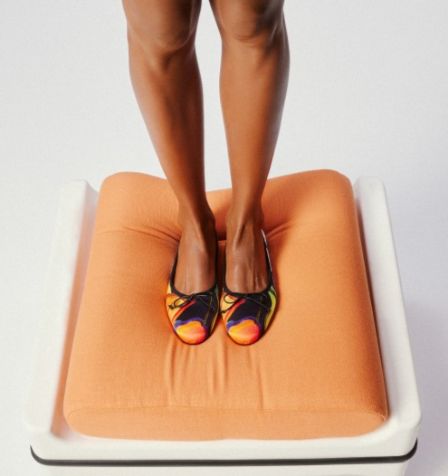 NO:337276,High-end custom spring and summer classic series!  H1.5Cm size 34-43. Leather sole.-003, graffiti imported silk, graffiti sheepskin. Official website picture Official website picture Standard European code Reference:-003 Color:multi/multi Material:satin Lining:red goat leather Heel height:1.5Cm Sole:leather sole Size:EU 34-43 (US 4-11):,,christian louboutin,sheepskin,real silk,Leather soles19860909高端订制 春夏精典款系列！ H1.5Cm尺码34-43码.真皮大底 .－003,涂鸦进口真丝,涂鸦羊皮里.官网图 官网图 标准欧码 Reference:-003 Color:multi/multi Material:satin Lining:red goat leather Heel heigh:1.5Cm Sole:leather sole Size:EU 34－43（US 4一11) :,,christian louboutin,sheepskin,real silk,Leather soles,Women's Shoes