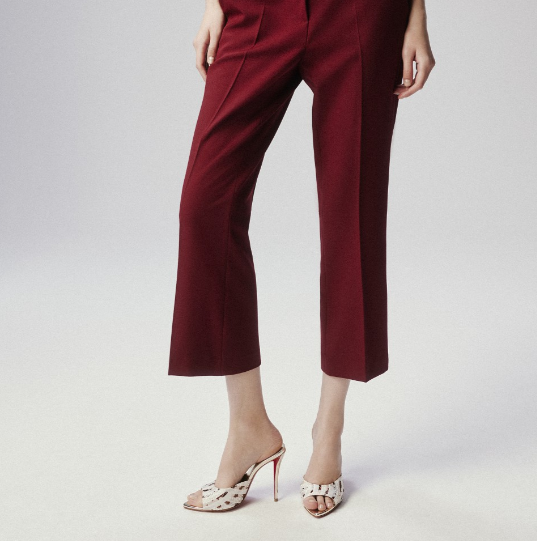 NO:336539,High-end custom spring and summer classic series!  H10cm, size 34-42. Leather big sole, custom-made models are not returned or exchanged. L57-002. Graffiti silk. Gradient imitation of Aurora diamonds. Light gold metal sheepskin (graffiti is not paired with left and right. Standard European code. Official website picture Reference:L572-001 Color:multi/gold Material:silk diamondf Lining:goat leather Heel height:10cm Sole:leather sole Size:EUR 34-42 (US 4-11):,,christian louboutin,sheepskin,real silk,Leather soles19860909高端订制 春夏精典款系列！ H10cm,尺码34-42码. 真皮大底,订制款不退不换.L57-002.涂鸦真丝.渐变仿奥钻.浅金金属羊皮里（涂鸦左右不配对 标准欧码 官网图 Reference:L572-001 Color:multi/gold Material:silk diamonf Lining:goat leather Heel heigh:10cm Sole:leather sole Size:EUR 34－42（US 4一11) :,,christian louboutin,sheepskin,real silk,Leather soles,Women's Shoes