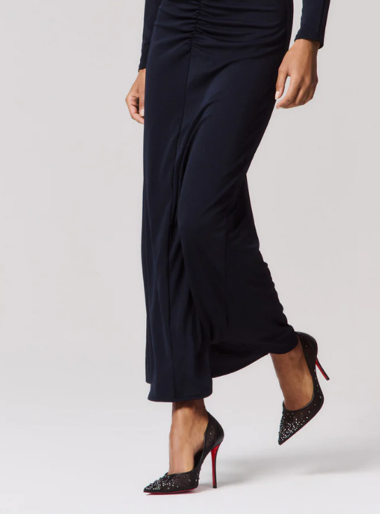 NO:679951,High-end customized 2026 spring and summer classic series!  H10Cm, size 34-42. Genuine leather outsole, customized models are non-returnable and non-exchangeable. Q18-007. Black cowhide. Black imitation diamond and black pearl, black sheepskin lining. Official website picture Standard European code Reference: Q18-007 Color: black/black Material: cowhide/diamond Lining: goat leather Heel height: 10cm Sole: leather sole Size: EUR 34-42 (US  4-11):,,christian louboutin,cowhide,sheepskin,Leather soles19860909高端订制 2026春夏精典款系列！ H10Cm,尺码34-42码. 真皮大底,订制款不退不换.Q18-007.黑色牛皮.黑色仿奥钻黑珍珠,黑羊皮里. 官网图 标准欧码 Reference:Q18-007 Color:black/black Material:cowhide/diamond Lining:goat leather Heel heigh:10cm Sole:leather sole Size:EUR 34－42（US 4一11) :,,christian louboutin,cowhide,sheepskin,Leather soles,Women's Shoes