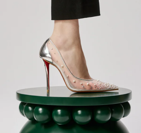 NO:728730,High-end customized 2026 spring and summer classic series! H10Cm, size 34-42. Genuine leather outsole, customized models are non-returnable and non-exchangeable. Q18-007. Silver mirror cowhide. White imitation Austrian diamond and white pearl, silver sheepskin lining. Official website picture Standard European size Reference: Q18-007 Color: silver/silver Material: cowhide/diamond Lining: goat leather Heel height: 10cm Sole: leather sole Size: EUR 34-42 (US 4-11):,,christian louboutin,louis vuitton,cowhide,sheepskin,Leather soles19860909高端订制 2026春夏精典款系列！ H10Cm,尺码34-42码. 真皮大底,订制款不退不换.Q18-007. 銀色鏡面牛皮.白色仿奥钻白色珍珠,銀羊皮里. 官网图 标准欧码 Reference:Q18-007 Color:silver/silver Material:cowhide/diamond Lining:goat leather Heel heigh:10cm Sole:leather sole Size:EUR 34－42（US 4一11) :,,christian louboutin,louis vuitton,cowhide,sheepskin,Leather soles,Women's Shoes