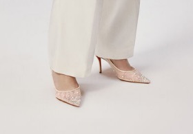 NO:728743,High-end customized 2026 spring and summer classic series!  H8Cm, size 34-42. Genuine leather outsole, customized models are non-returnable and non-exchangeable. 1857-off-white pearl cowhide. White imitation Austrian diamond white pearls, rice sheepskin lining. Official website picture Standard European code Reference: 1857- Color: white/white Material: cowhide/diamond Lining: goat leather Heel heigh: 8cm Sole: leather sole Size: EUR 34-42 (US 4-11)  :,,christian louboutin,cowhide,sheepskin,Leather soles19860909高端订制 2026春夏精典款系列！ H8Cm,尺码34-42码. 真皮大底,订制款不退不换.1857-米白珠光牛皮.白色仿奥钻白色珍珠,米羊皮里. 官网图 标准欧码 Reference:1857- Color:white/white Material:cowhide/diamond Lining:goat leather Heel heigh:8cm Sole:leather sole Size:EUR 34－42（US 4一11) :,,christian louboutin,cowhide,sheepskin,Leather soles,Women's Shoes