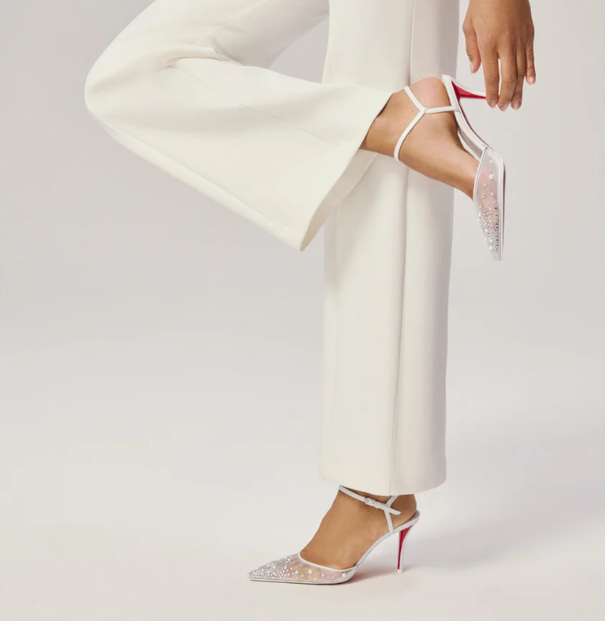 NO:743372,High-end customized 2026 spring and summer classic series!  H8Cm, size 34-42. Genuine leather outsole, customized models are non-refundable and non-exchangeable. 1857-012 rice white pearl cowhide. White imitation Austrian diamond white pearl, rice sheepskin lining. Official website picture Standard European code Reference: 1857-012 Color: white/white Material: cowhide/diamond Lining: goat leather Heel height: 8cm Sole: leather sole Size: EUR 34-42 (US  4-11):,,christian louboutin,cowhide,sheepskin,Leather soles19860909高端订制 2026春夏精典款系列！ H8Cm,尺码34-42码. 真皮大底,订制款不退不换.1857-012米白珠光牛皮.白色仿奥钻白色珍珠,米羊皮里. 官网图 标准欧码 Reference:1857-012 Color:white/white Material:cowhide/diamond Lining:goat leather Heel heigh:8cm Sole:leather sole Size:EUR 34－42（US 4一11) :,,christian louboutin,cowhide,sheepskin,Leather soles,Women's Shoes