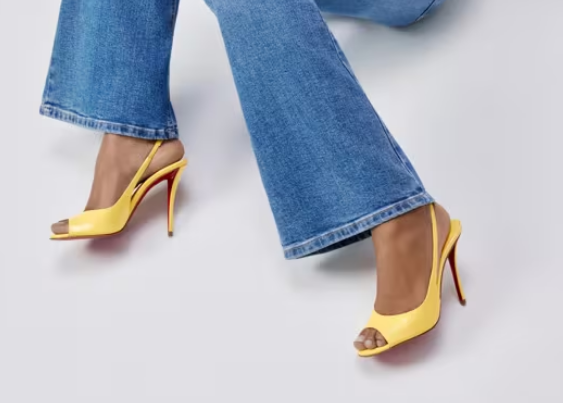 NO:828646,High-end customized 2026 spring and summer classic series! H10Cm, size 34-42. Genuine leather outsole, customized models are non-returnable and non-exchangeable. 905018-. Lemon yellow 7 skin. Lemon yellow sheepskin lining. Standard European size Reference: 905018- Color: yellow/yellow Material: patent leather Lining: goat leather Heel heigh: 10cm Sole: leather sole Size: EUR 34-42 (US 4-11) :,,christian louboutin,sheepskin,Leather soles19860909高端订制 2026春夏精典款系列！ H10Cm,尺码34-42码. 真皮大底,订制款不退不换.905018-.檸檬黄柒皮.檸檬黄羊皮里. 标准欧码 Reference:905018- Color:yellow/yellow Material:patent leather Lining:goat leather Heel heigh:10cm Sole:leather sole Size:EUR 34－42（US 4一11) :,,christian louboutin,sheepskin,Leather soles,Women's Shoes
