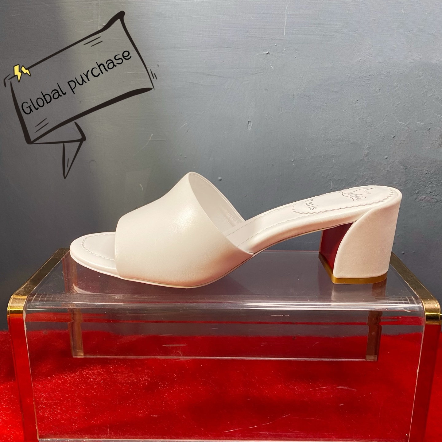 NO:828579,High-end customized 2026 spring and summer new series of sandals!  H5.5Cm, size 34-42. Size 35, size 40, size 41, size 42, genuine leather outsole, customized, non-refundable, non-exchangeable L44-004. White cowhide, white sheepskin feet, official website synchronization Standard European code Reference: L44-004 Color: white/white Material: cowhide/rivet Lining: goat leather Heel heigh: 5.5Cm Sole: leather sole Size: EU  34-42 (US 4-11):,,christian louboutin,sandals,cowhide,sheepskin,Leather soles19860909高端订制 2026春夏凉鞋新款系列！ H5.5Cm,尺码34-42码.35码40码41码42码,真皮大底,订制款,不退不换L44-004.白色牛皮,白羊皮垫脚,官网同步 标准欧码 Reference:L44-004 Color: white/white Material:cowhide/rivet Lining:goat leather Heel heigh:5.5Cm Sole:leather sole Size:EU 34－42（US 4一11) :,,christian louboutin,sandals,cowhide,sheepskin,Leather soles,Women's Shoes