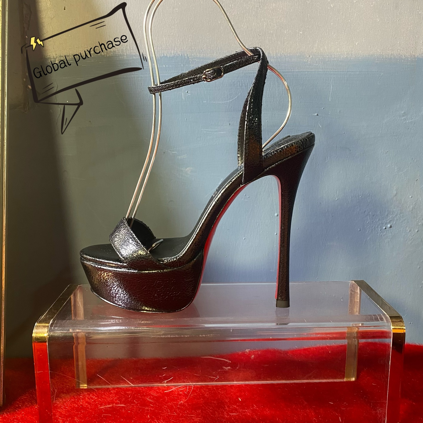 NO:953732,High-end customized 2026 autumn and winter sandals classic series!  H15Cm, platform: 4Cm, size 35-41..L-001, black metal small cracked cowhide, black sheepskin lining, official website picture standard European code Reference: L-001 Color: black/black Material: patent leather Lining: goat leather Heel heigh: 15Cm Platforms: 4Cm Sole: leather sole Size: EU 35-41 (US 4-11):,, christian  louboutin,tom ford,sandals,cowhide,sheepskin19860909高端订制 2026秋冬凉鞋精典款系列！ H15Cm,水台:4Cm、尺码35-41码..L-001,黑金属小裂纹牛皮,黑羊皮里,官网图 标准欧码 Reference:L-001 Color:black/black Material:patent leather Lining:goat leather Heel heigh:15Cm Platforms:4Cm Sole:leather sole Size:EU 35－41（US 4一11) :,,christian louboutin,tom ford,sandals,cowhide,sheepskin,Women's Shoes