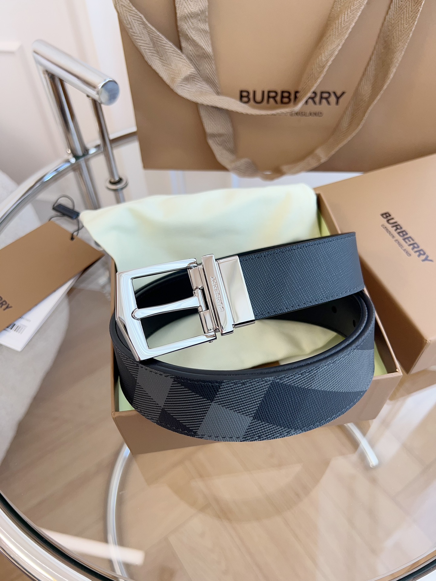 Burberry博柏利英国原厂皮料格纹/黑色牛皮品质毋庸置疑没有更好只有最好尺寸3.5厘米