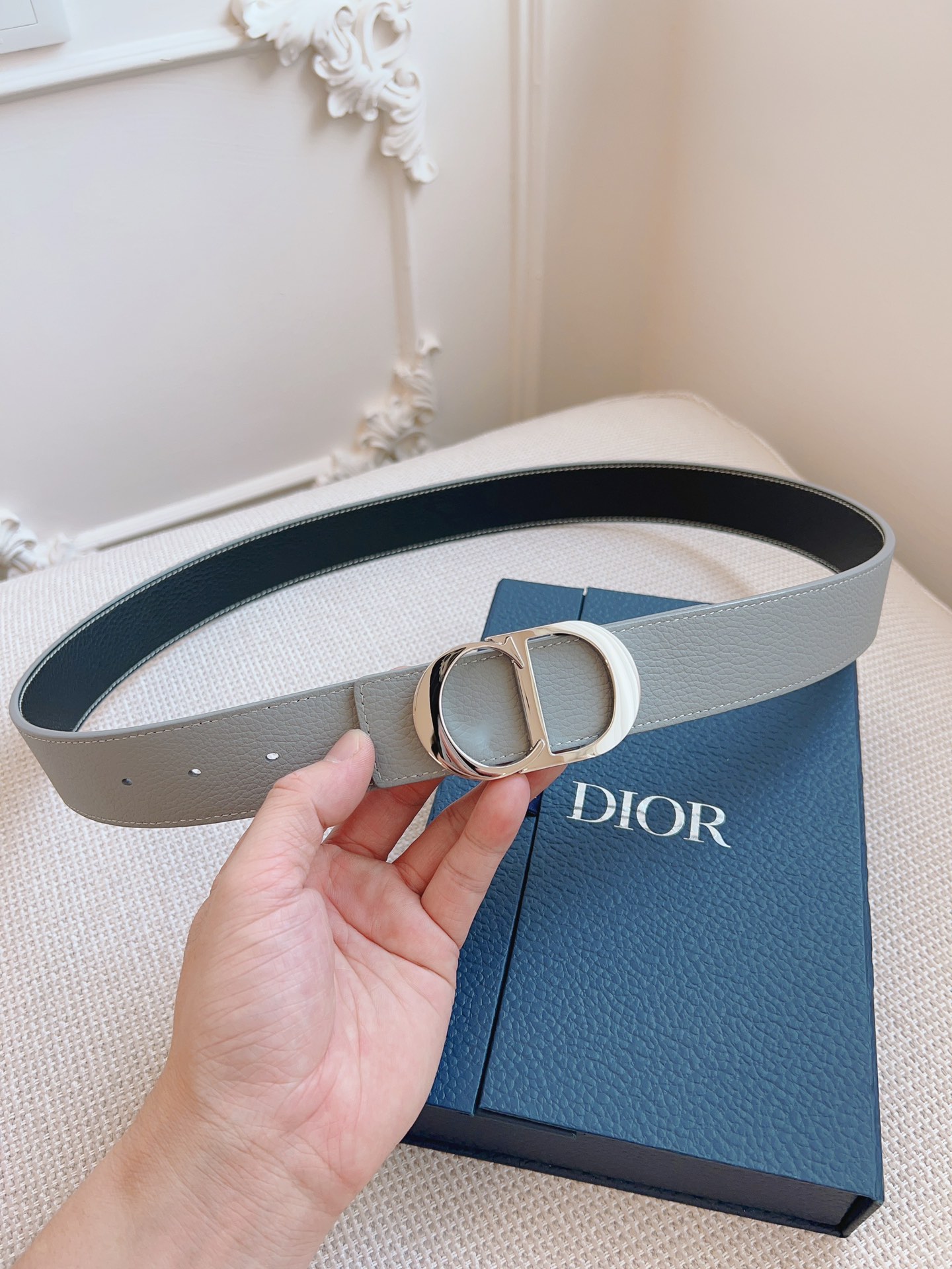 Dior DIOR迪奥，黑色/灰色全皮 品质毋庸置疑 没有更好 只有最好 尺寸3.5厘米
