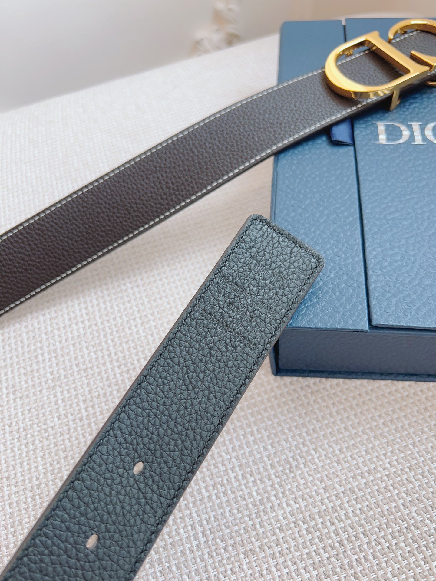 Dior DIOR迪奥，黑色/棕色全皮 品质毋庸置疑 没有更好 只有最好 尺寸3.5厘米