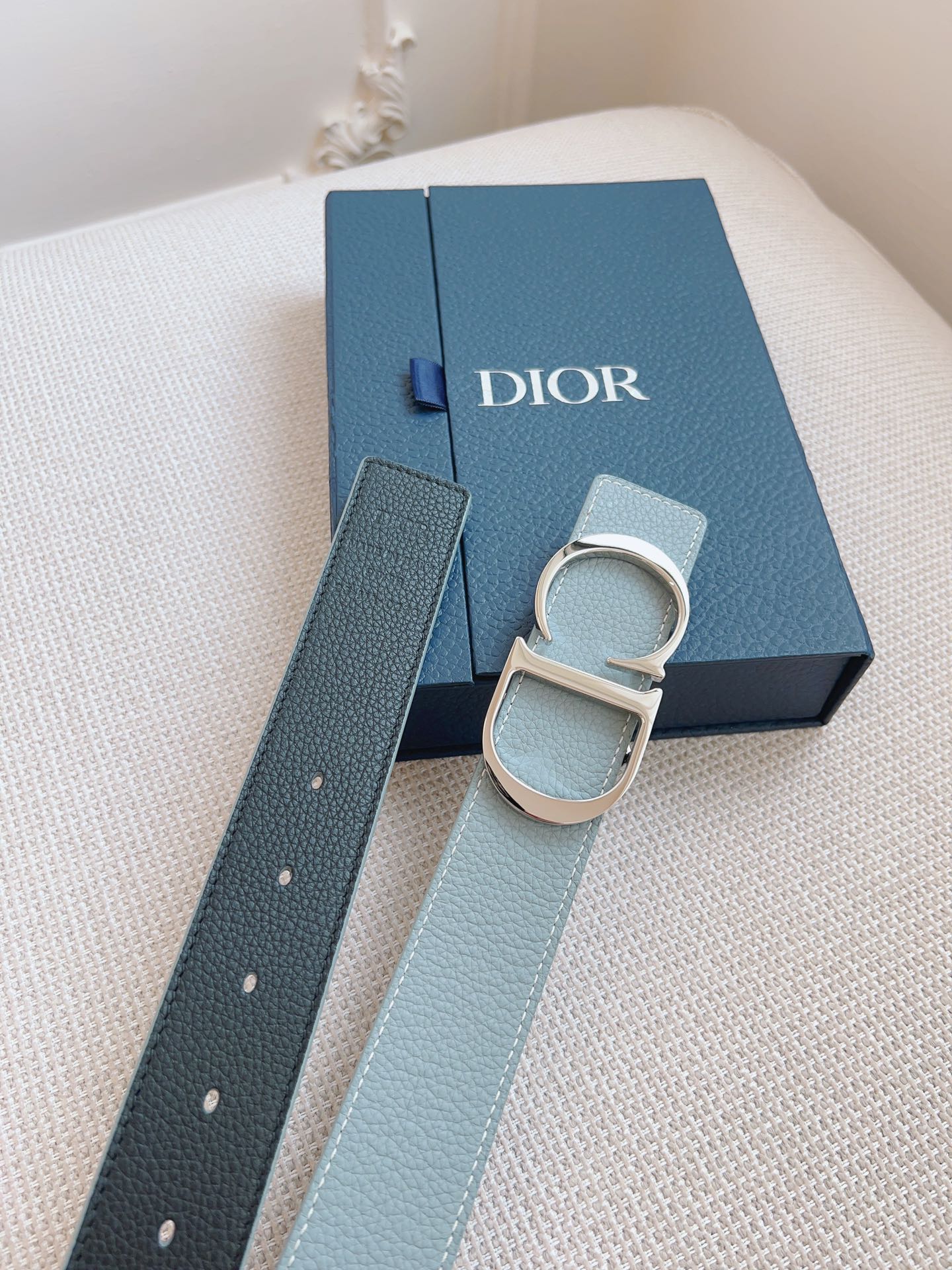 Dior DIOR迪奥，黑色/微风蓝全皮 品质毋庸置疑 没有更好 只有最好 尺寸3.5厘米