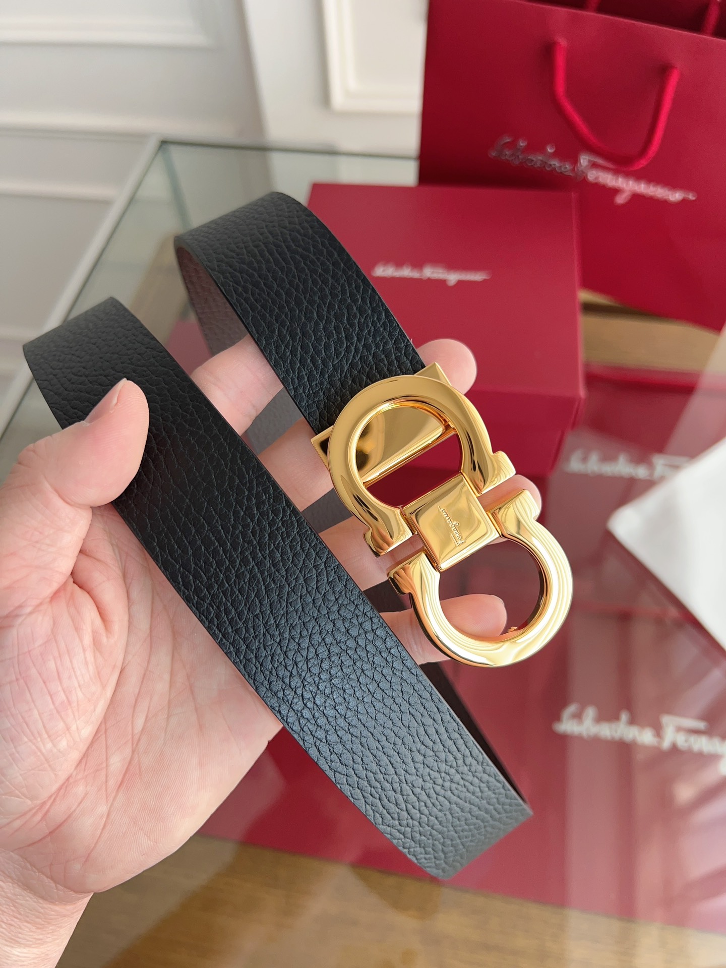  Ferragamo.菲拉格慕 
全套包装包装 宽度3.5cm 高级定制款男士皮带 双面进口牛皮 可双面