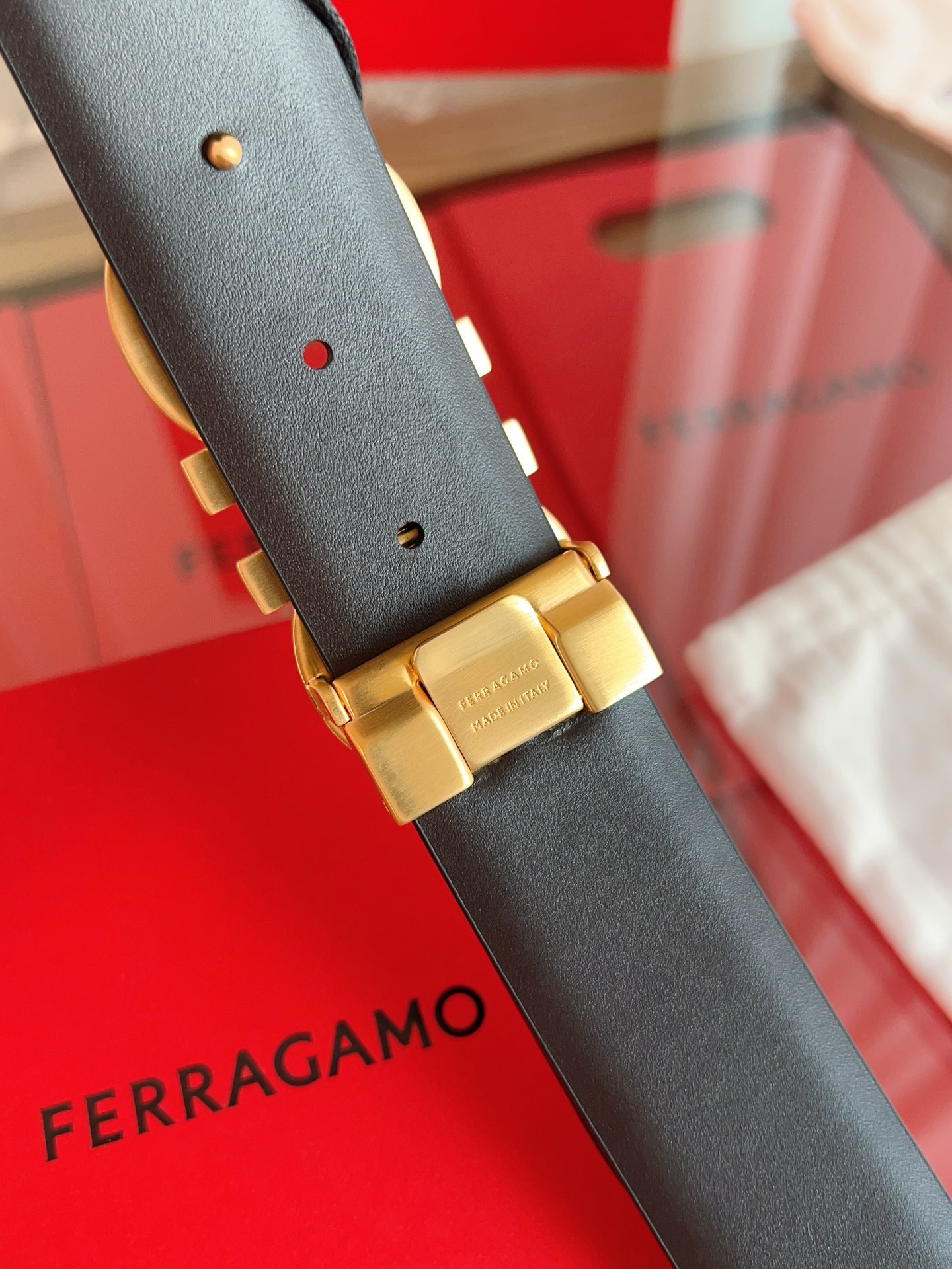 Ferragamo  钱包皮带,戒指,ferragamo 7