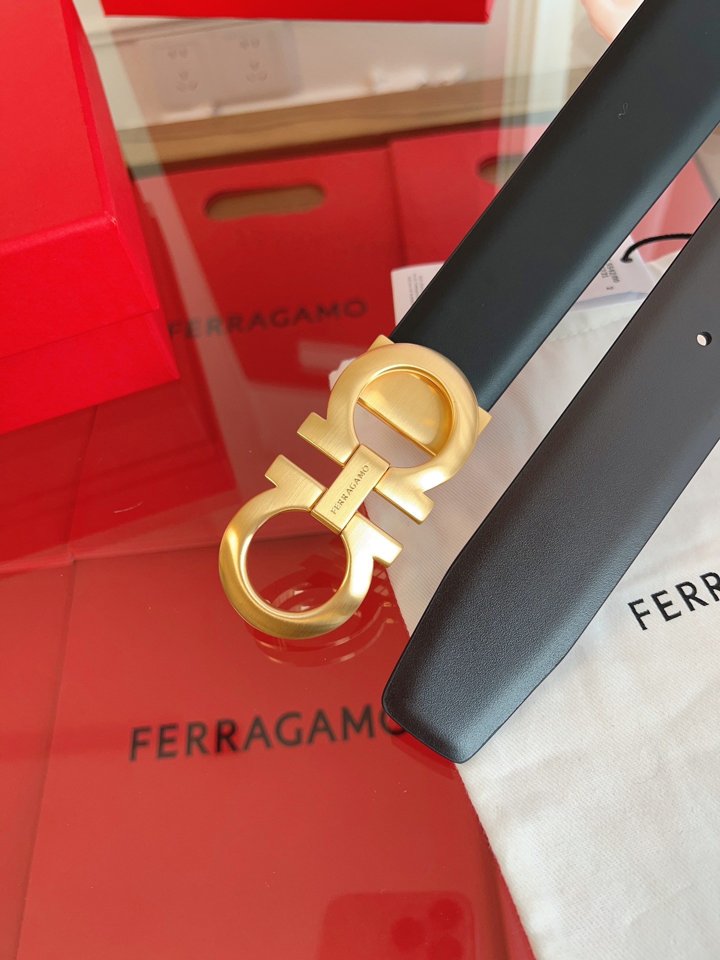 Ferragamo  钱包皮带,戒指,ferragamo 6